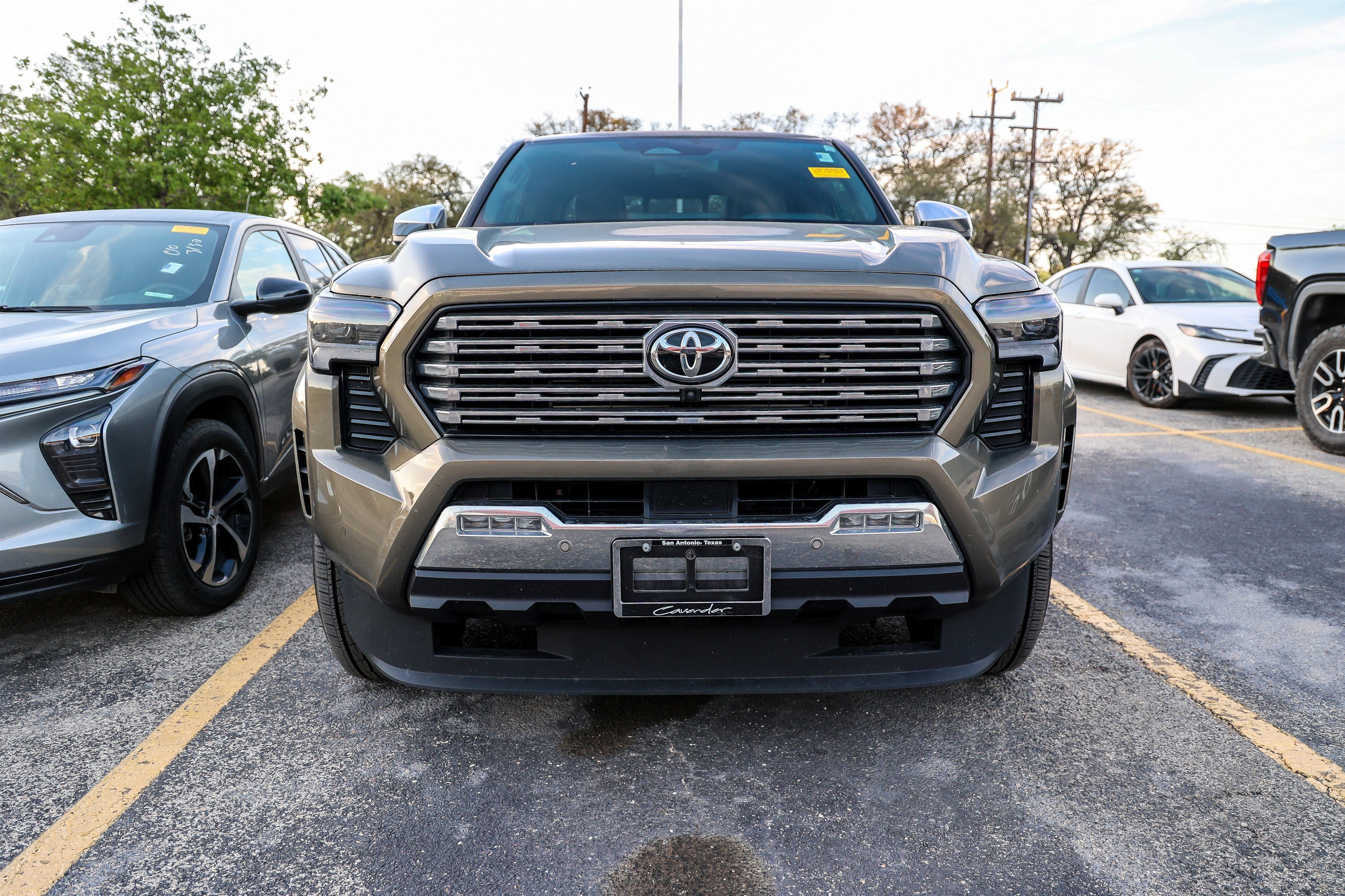 2025 Toyota TACOMA LTD HV Limited Hybrid