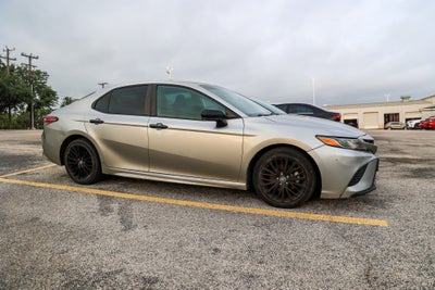 2019 Toyota Camry SE