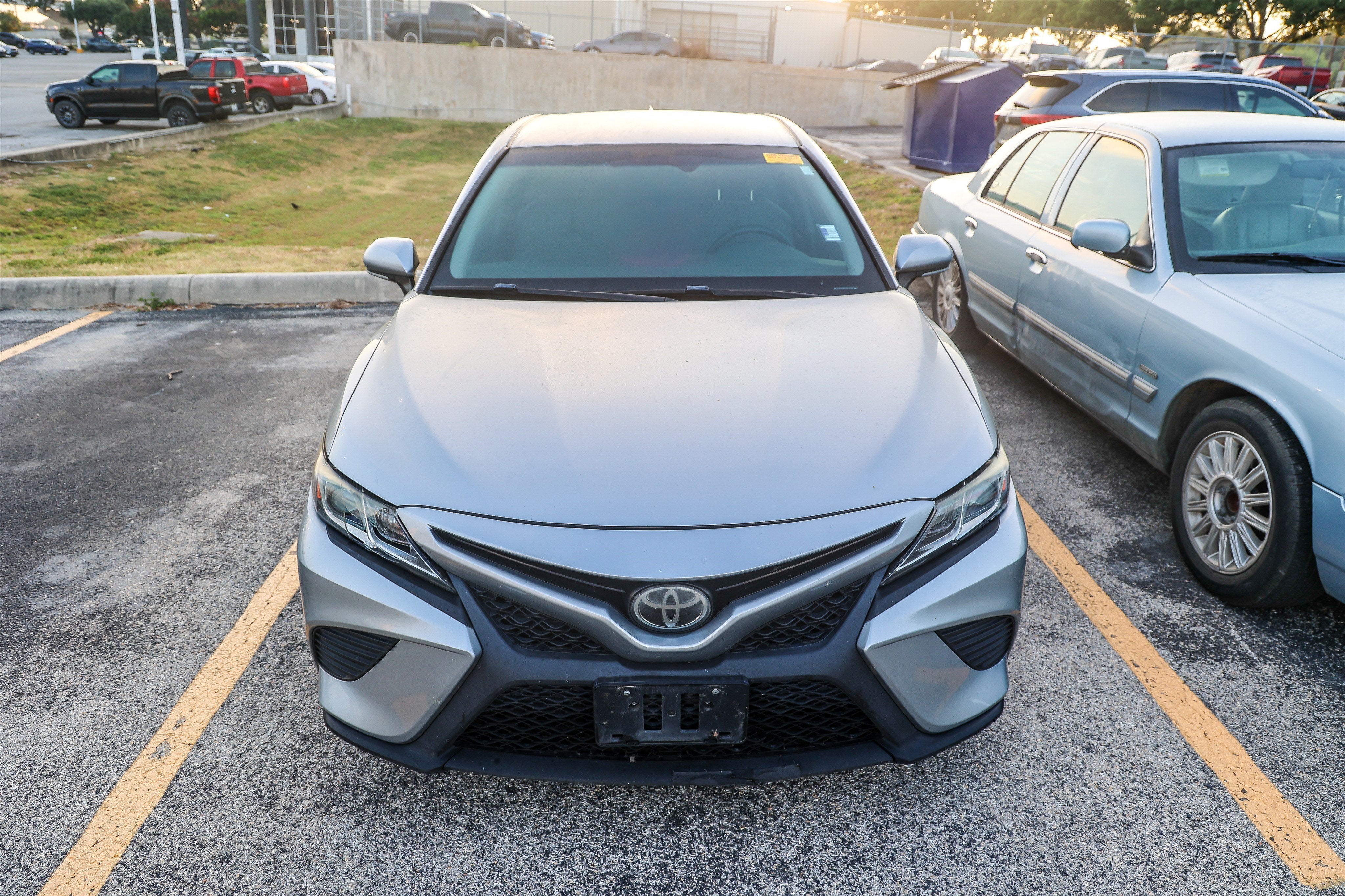 2018 Toyota Camry SE
