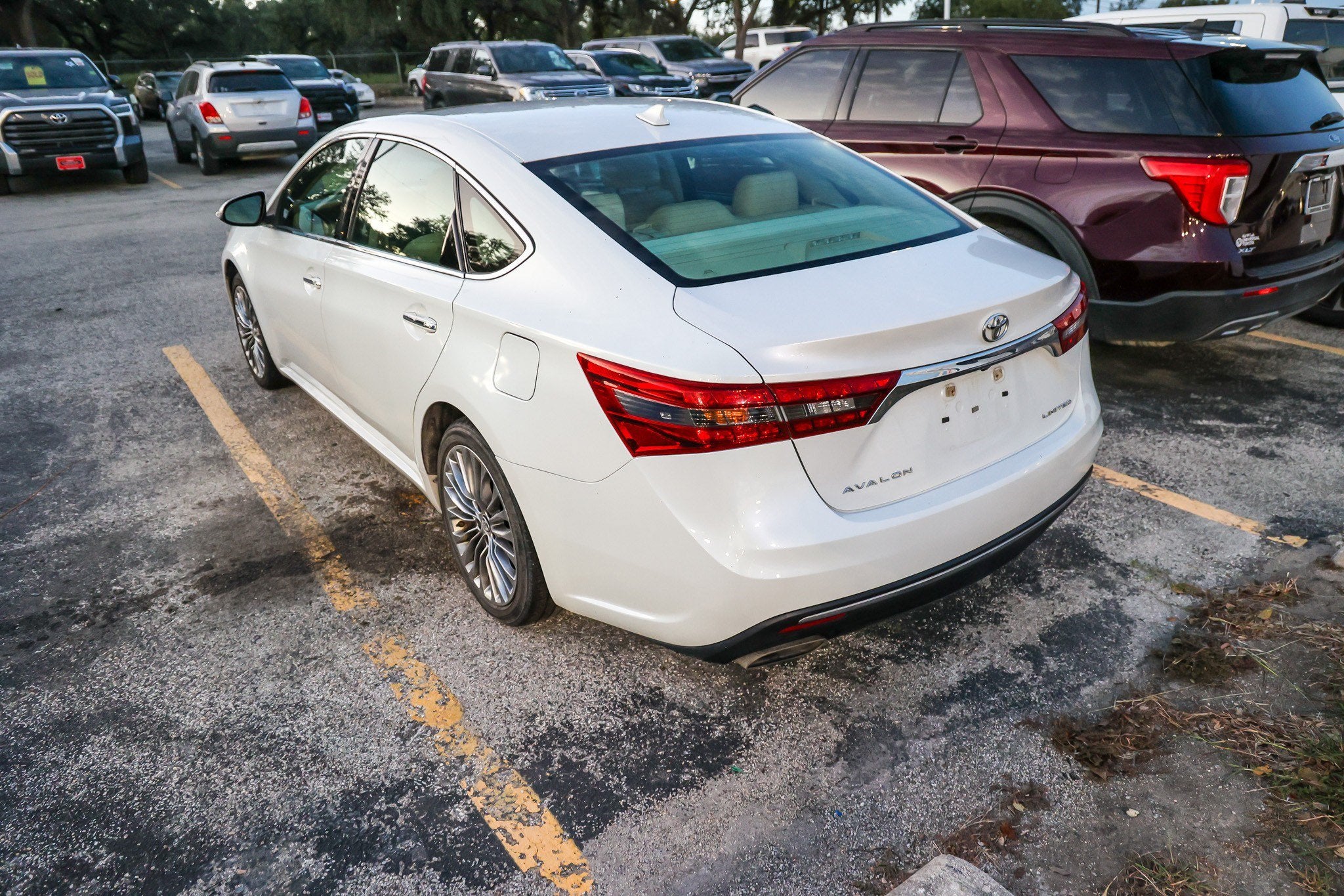 2016 Toyota Avalon Limited