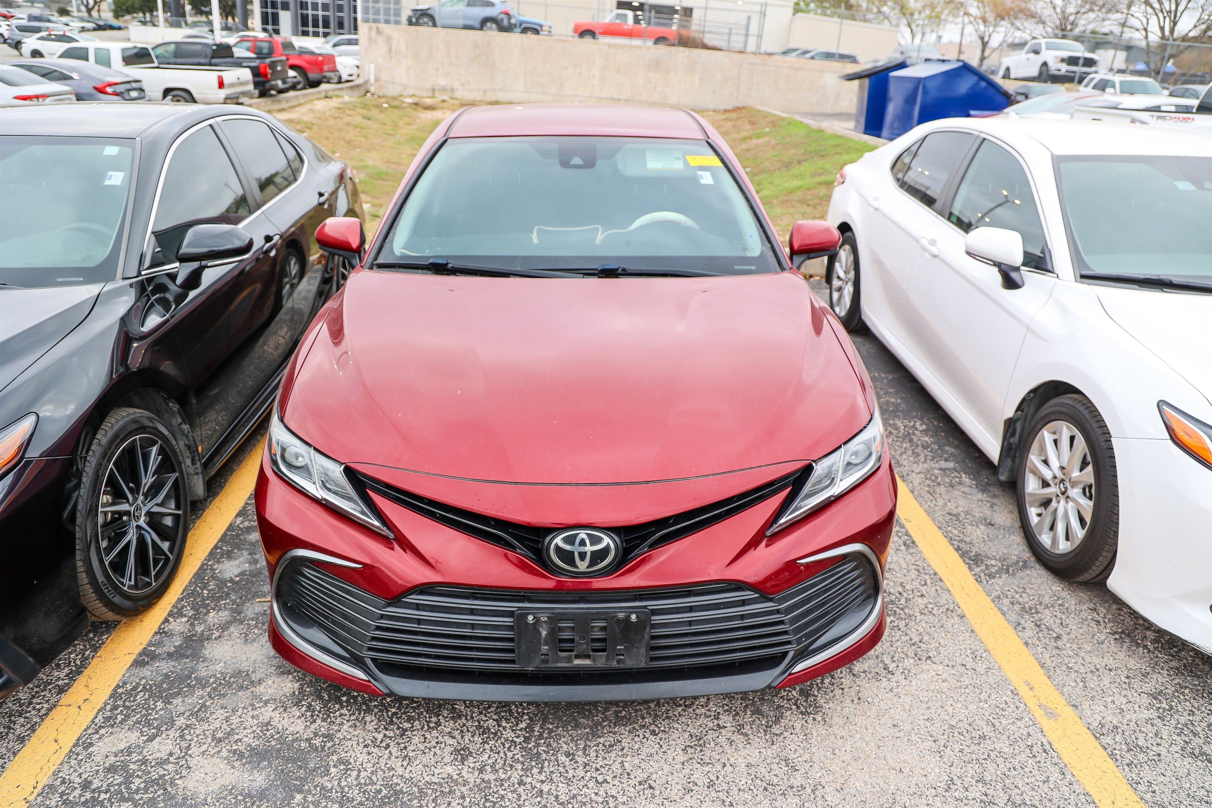 2022 Toyota CAMRY LE