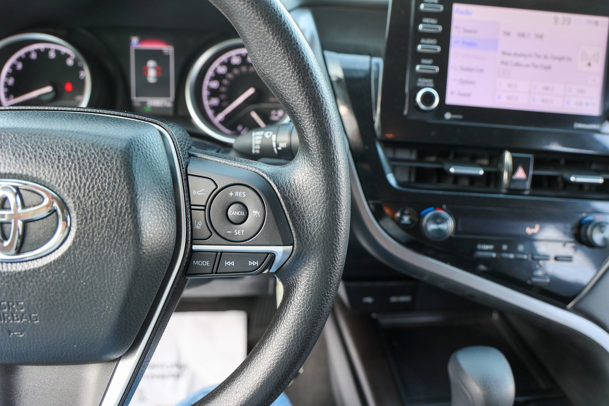 2024 Toyota CAMRY LE