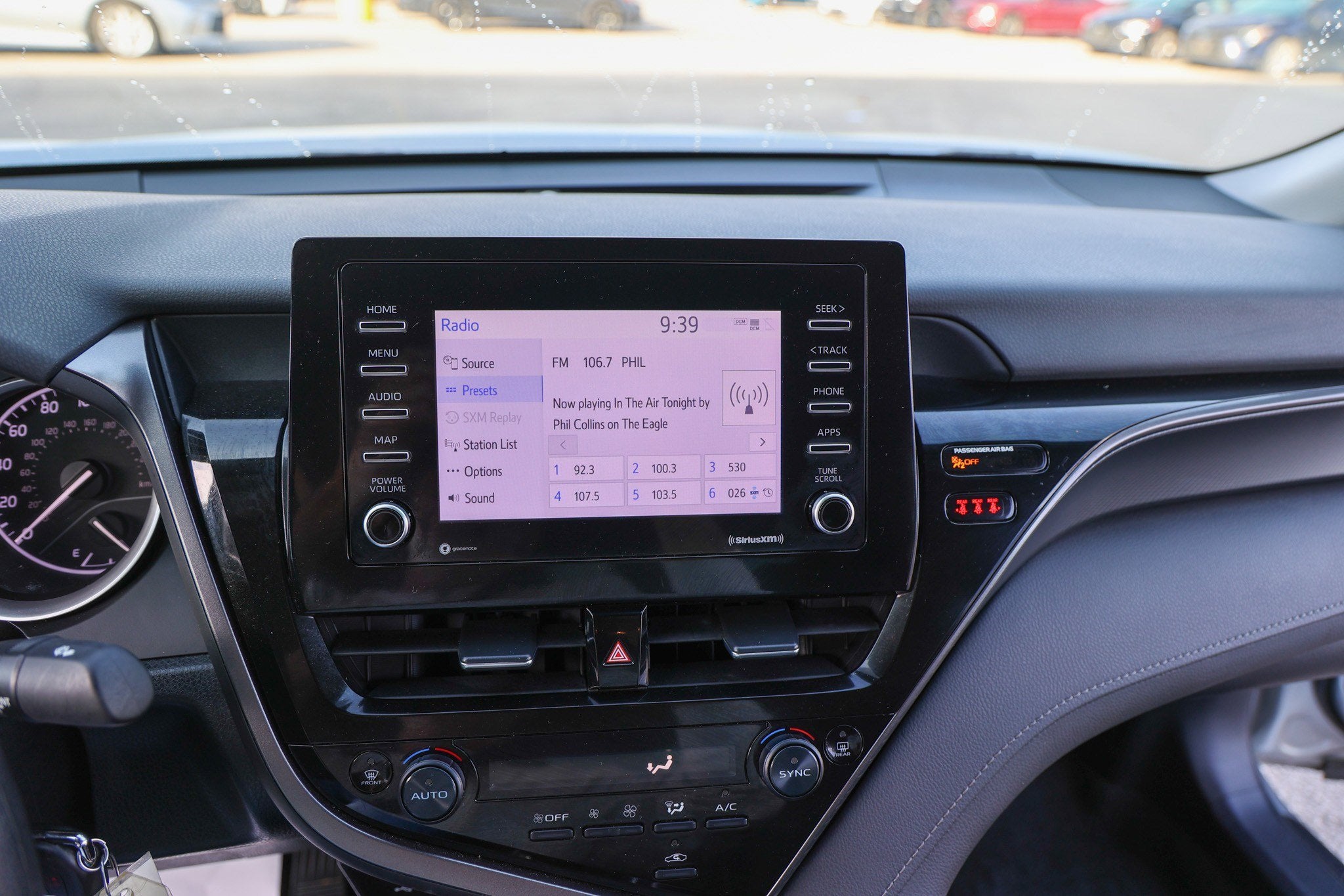 2024 Toyota CAMRY LE