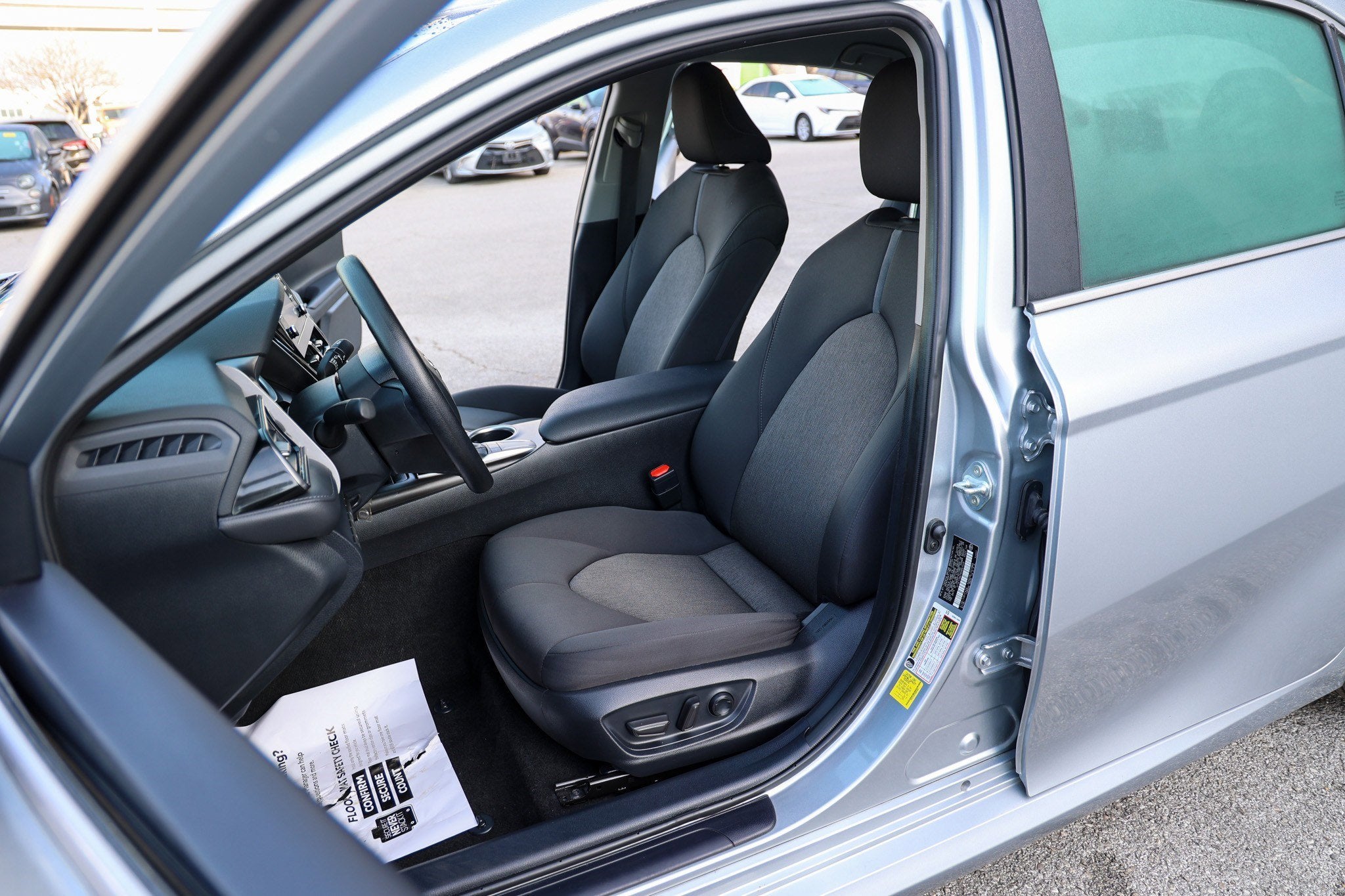 2024 Toyota CAMRY LE