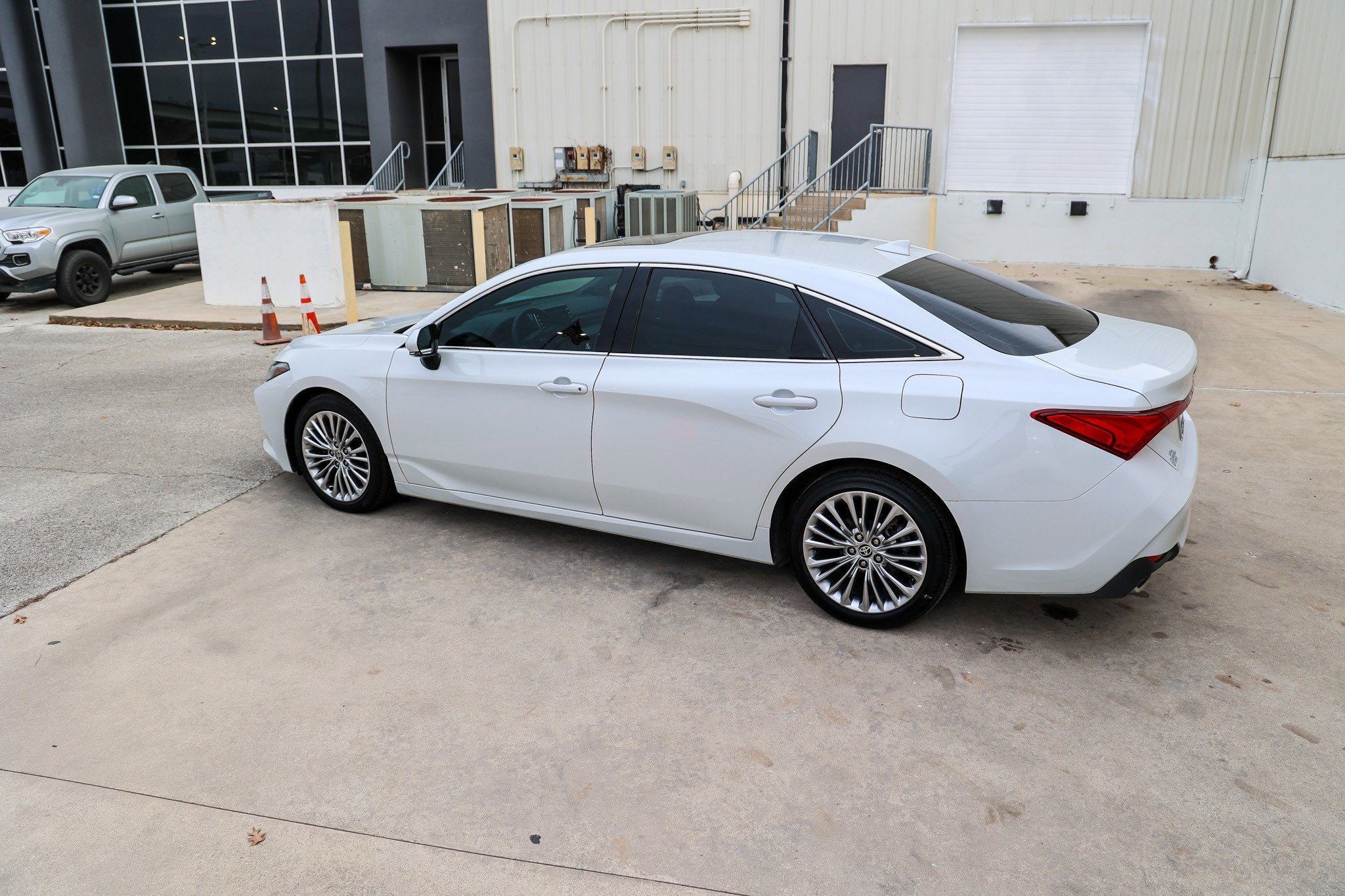 2021 Toyota AVALON Limited