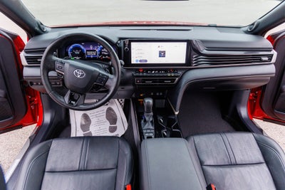 2025 Toyota CAMRY XSE