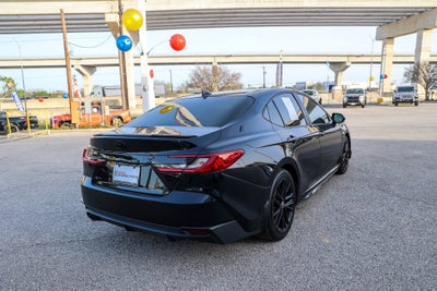 2025 Toyota CAMRY SE