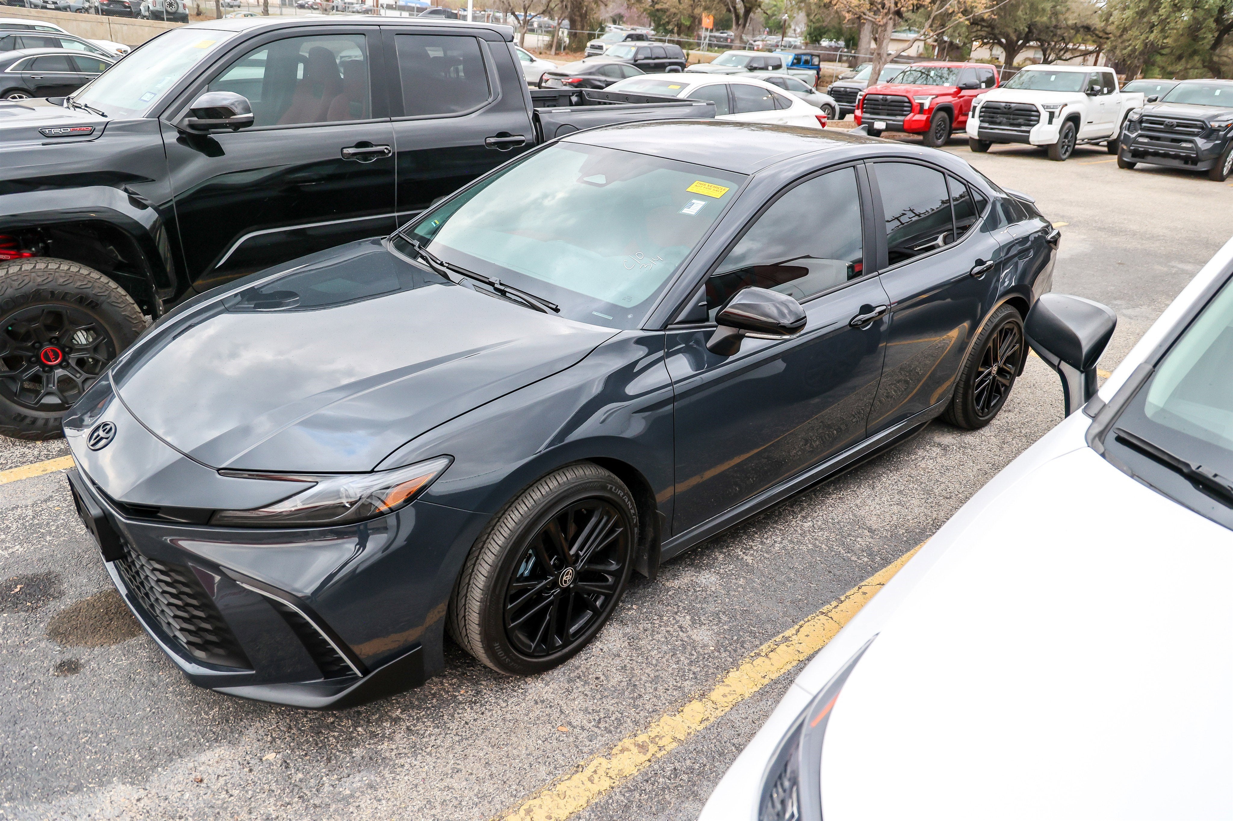 2026 Toyota CAMRY SE