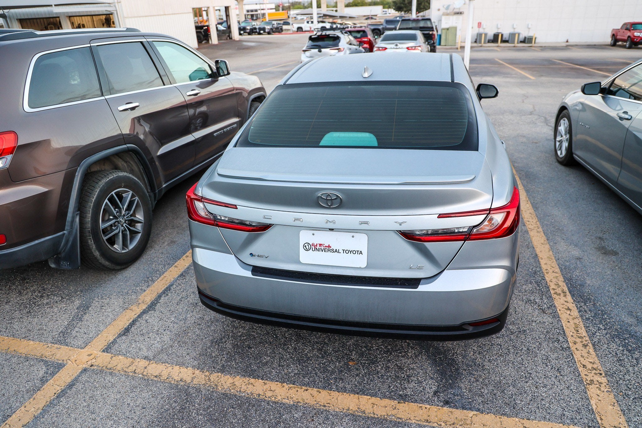 2025 Toyota Camry LE