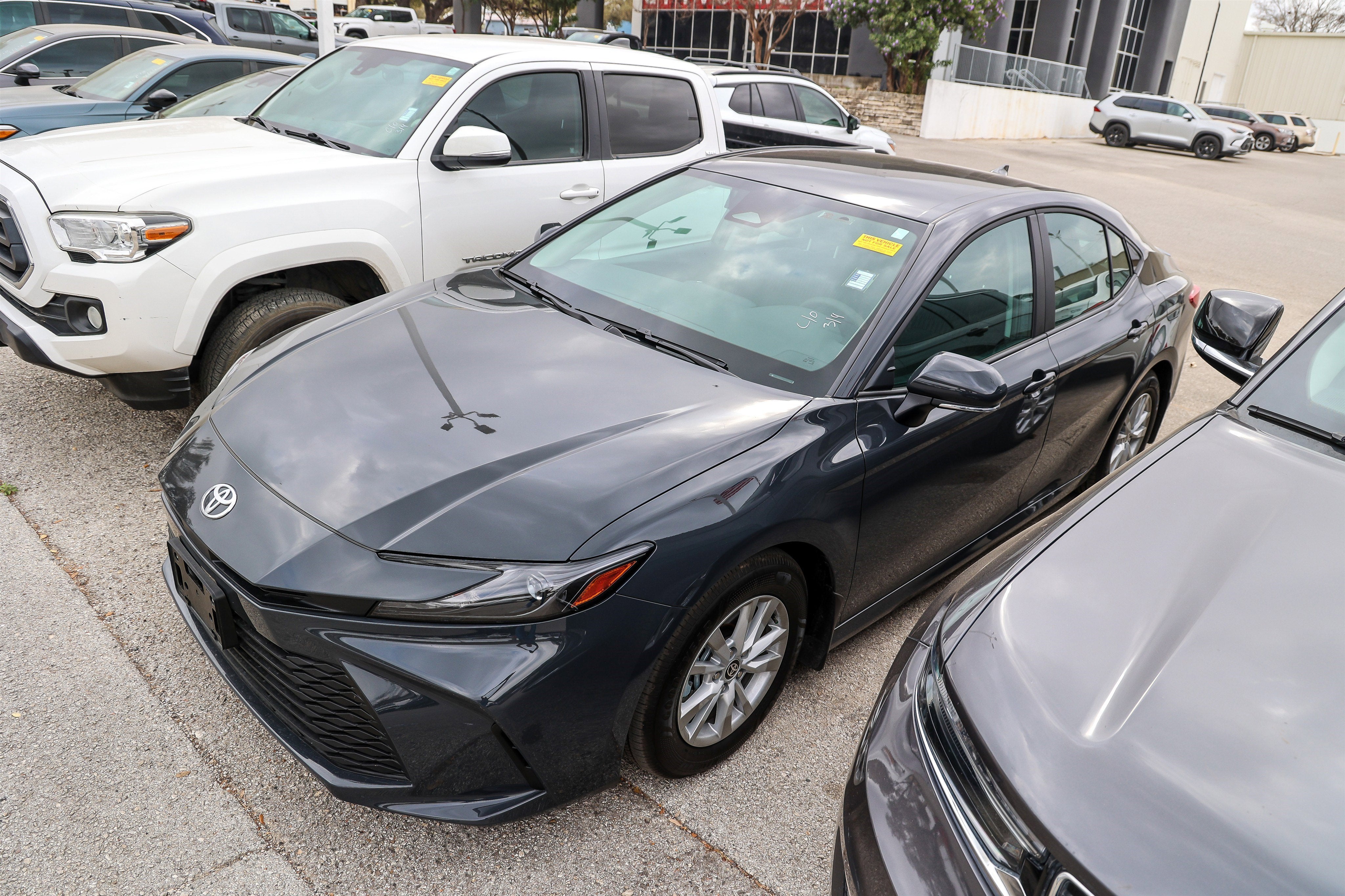 2026 Toyota CAMRY LE