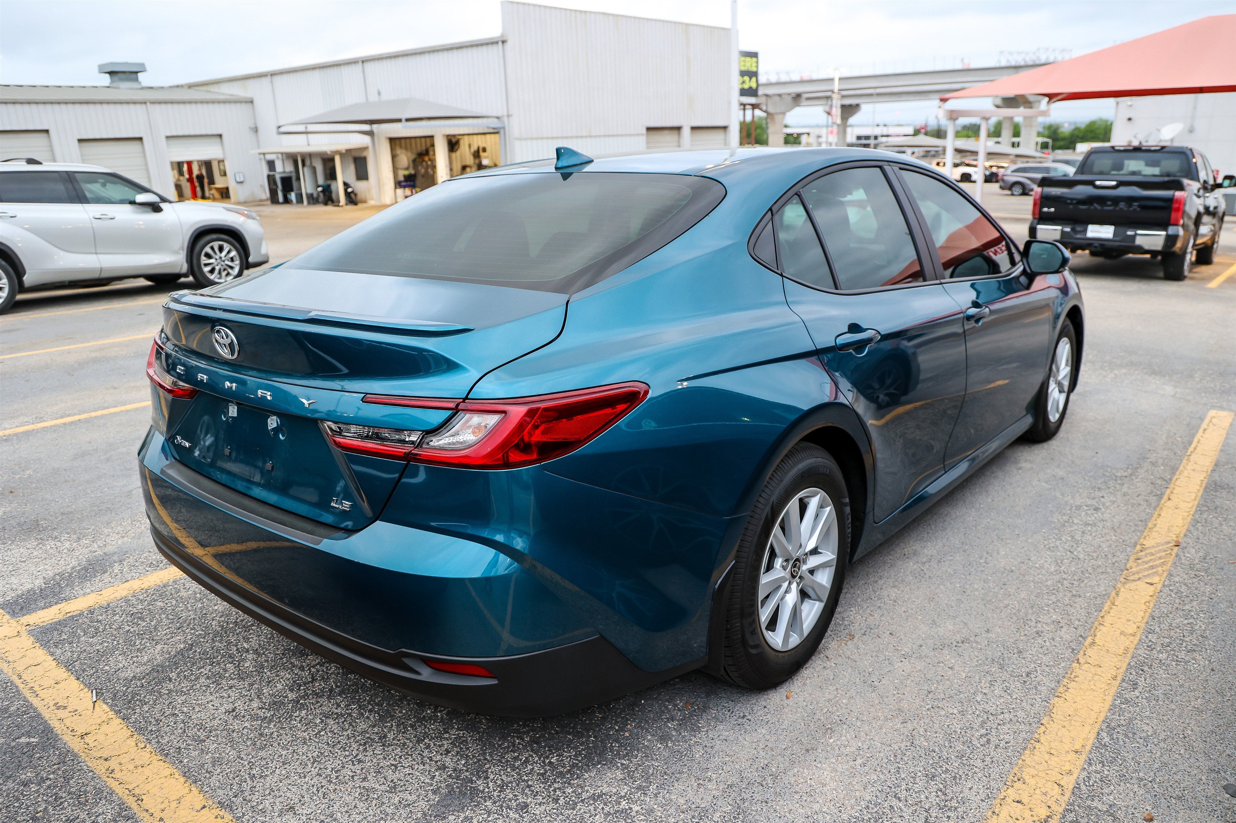 2026 Toyota CAMRY LE