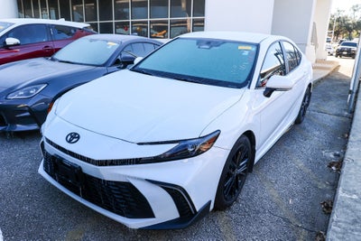 2025 Toyota CAMRY SE