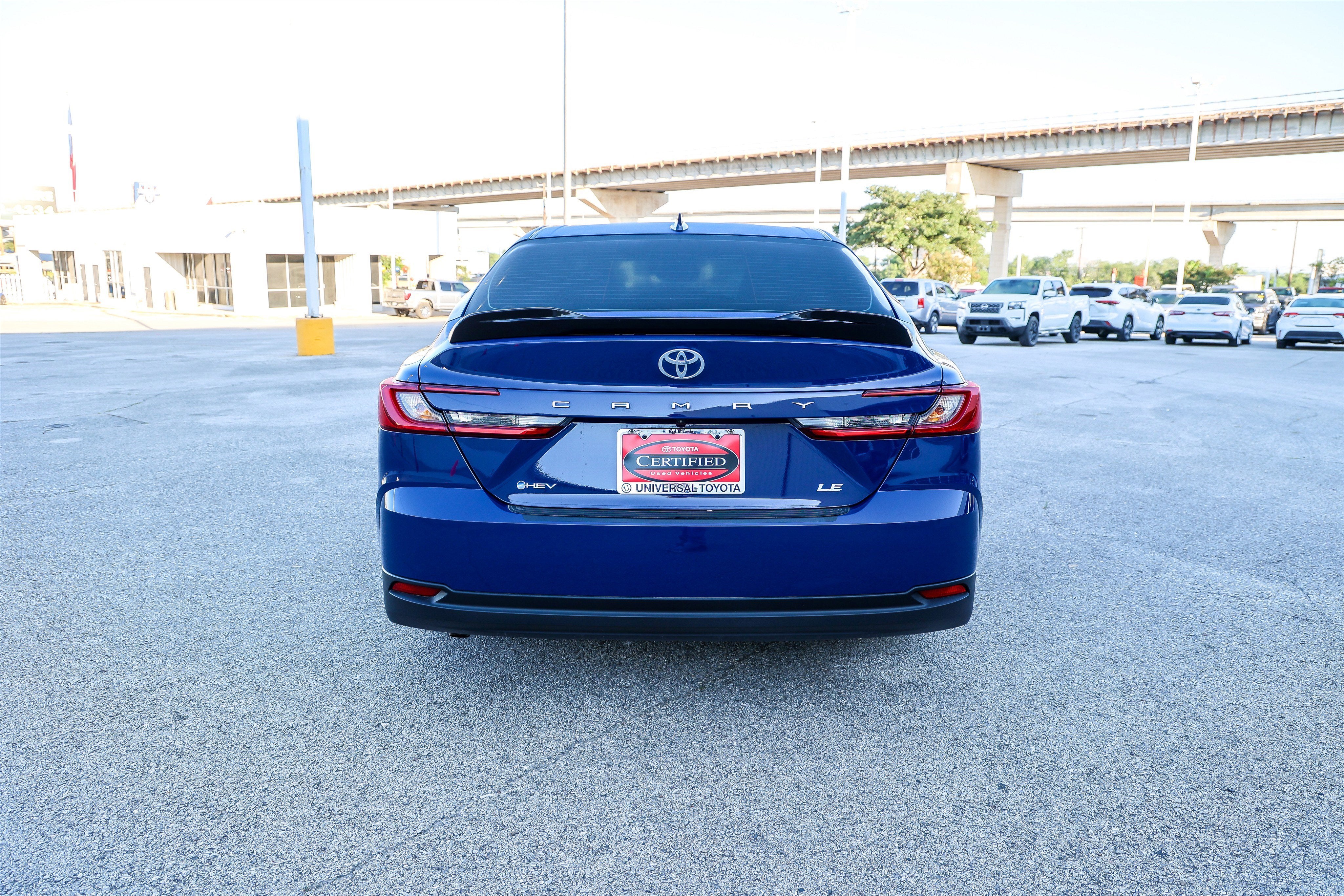 2025 Toyota Camry LE