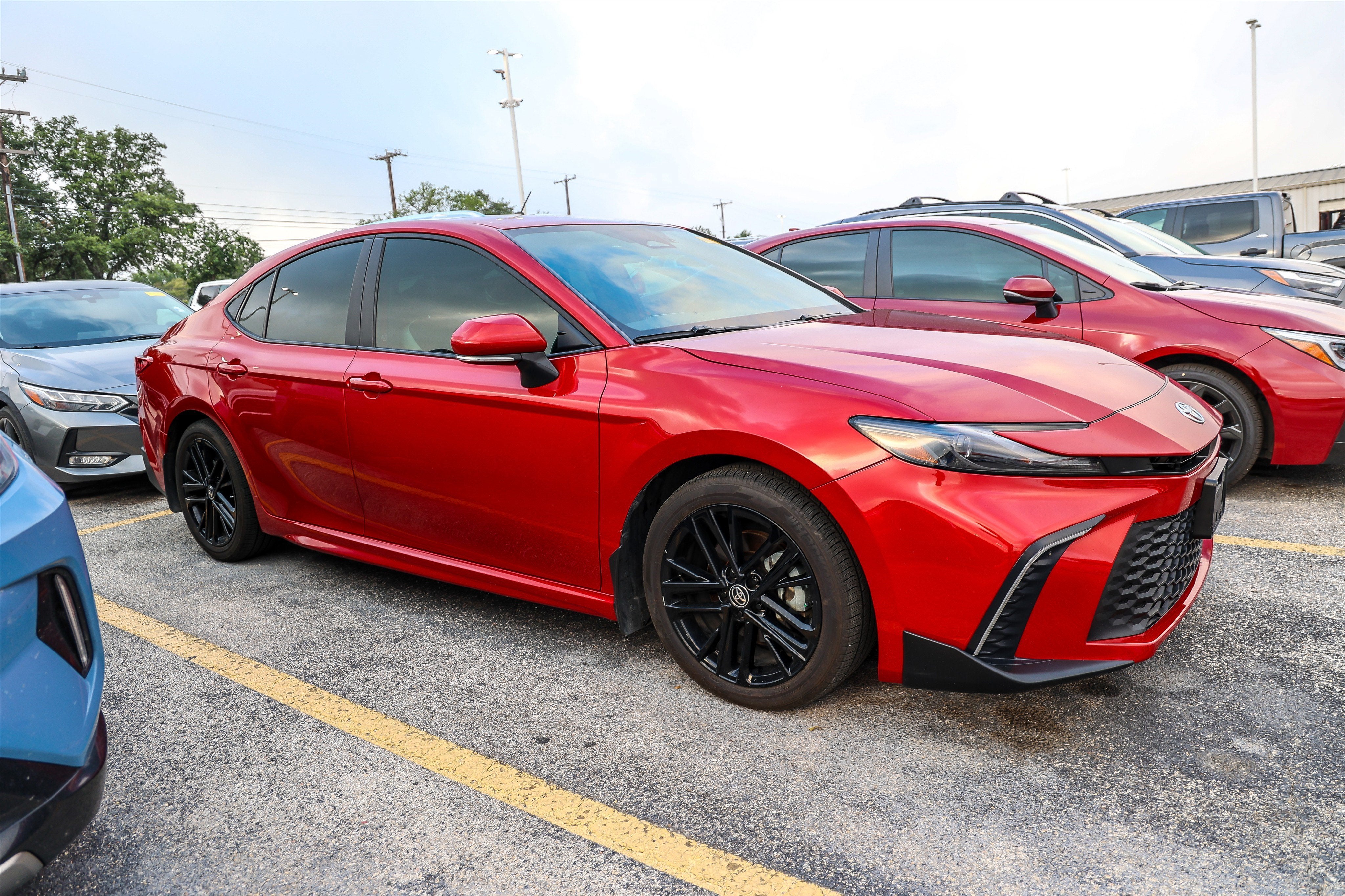 2025 Toyota Camry SE