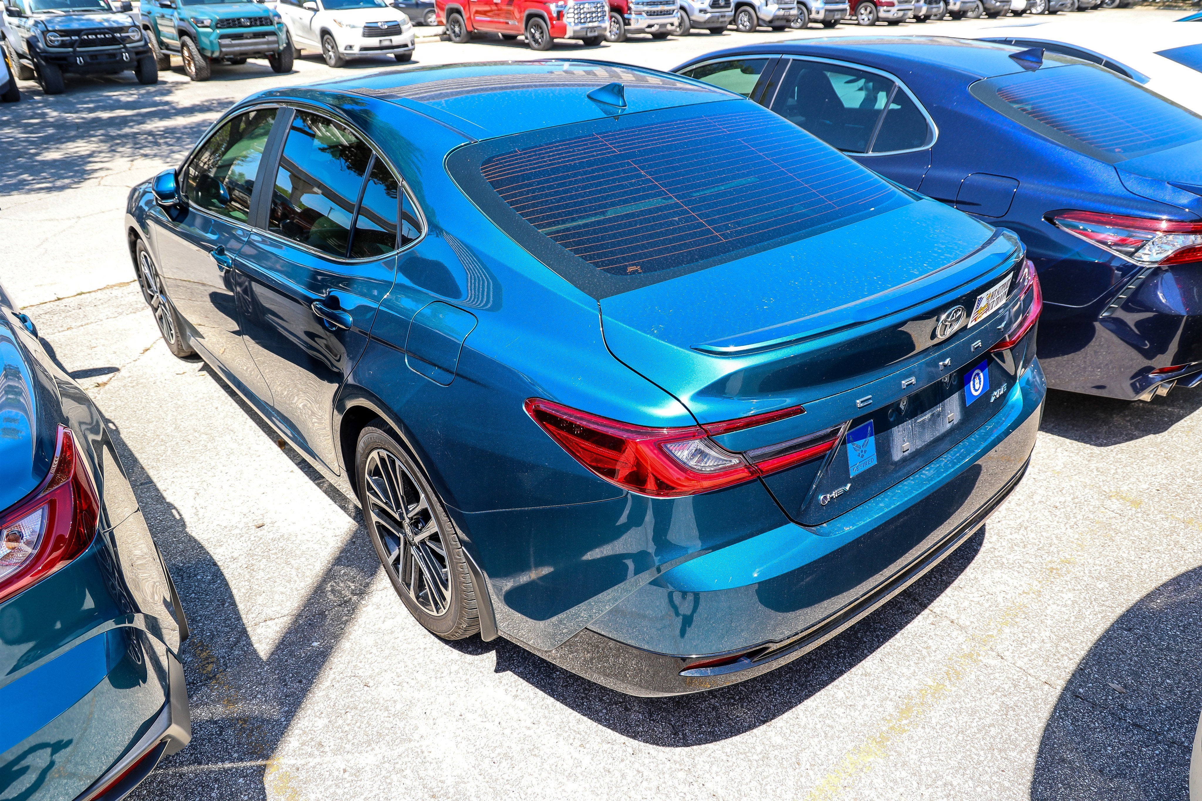 2025 Toyota CAMRY XLE