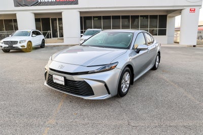 2025 Toyota CAMRY LE