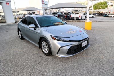 2025 Toyota CAMRY LE