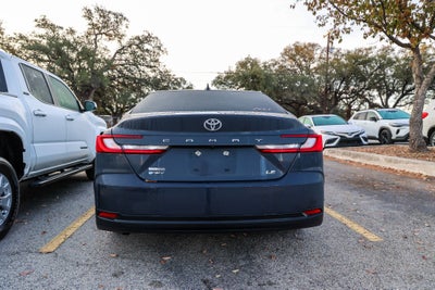 2025 Toyota CAMRY LE