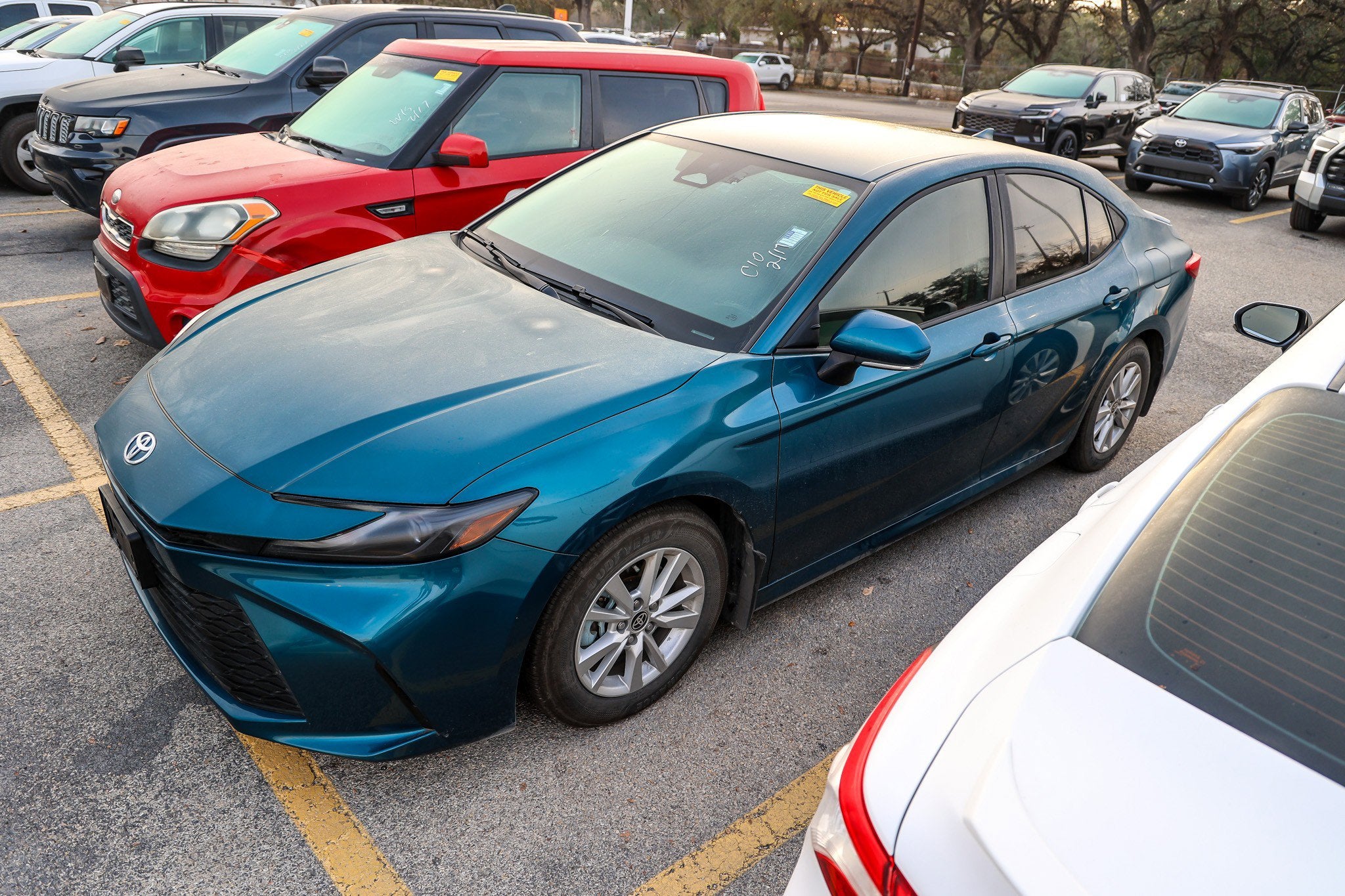 2025 Toyota CAMRY LE