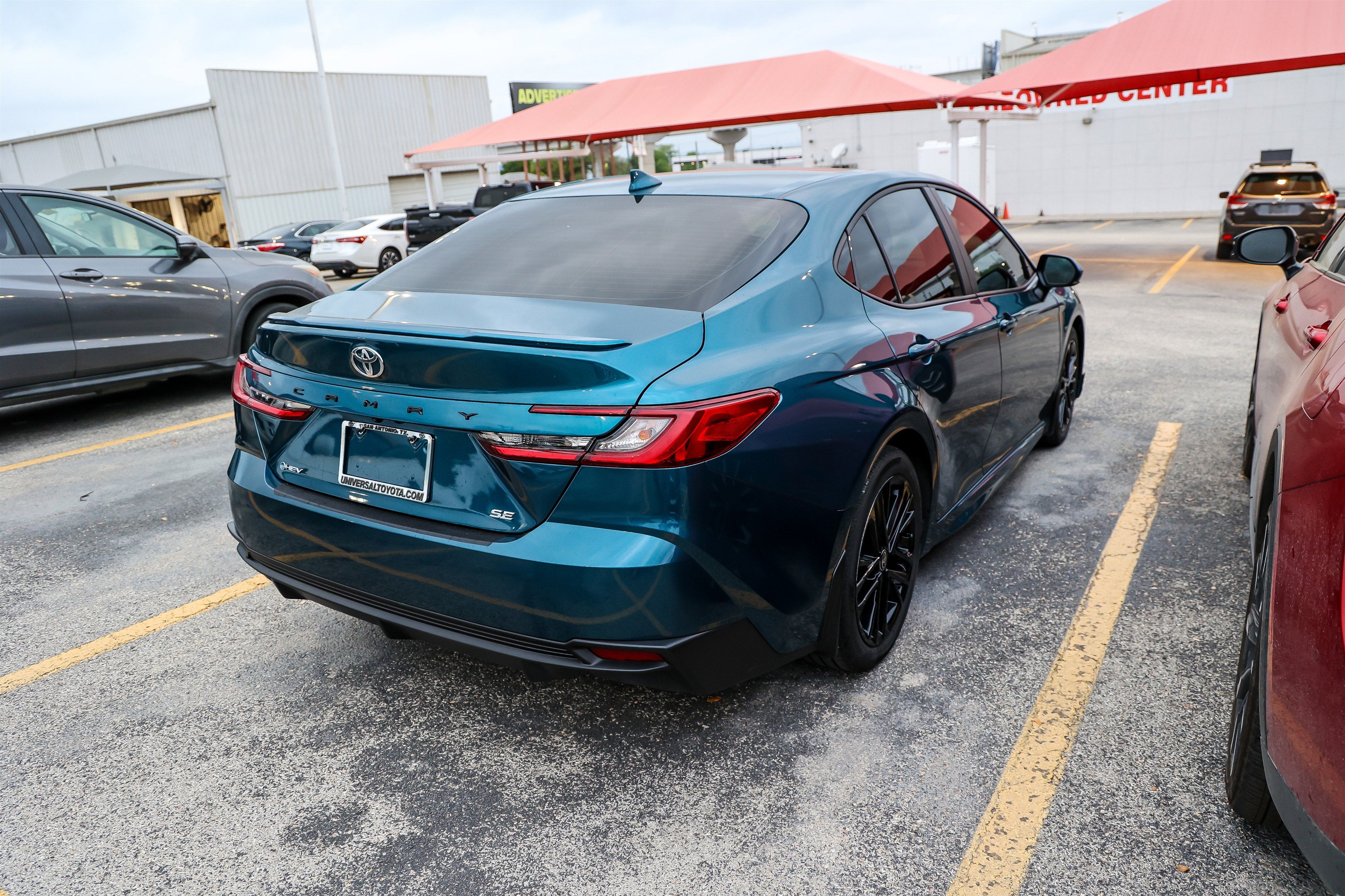 2025 Toyota CAMRY SE
