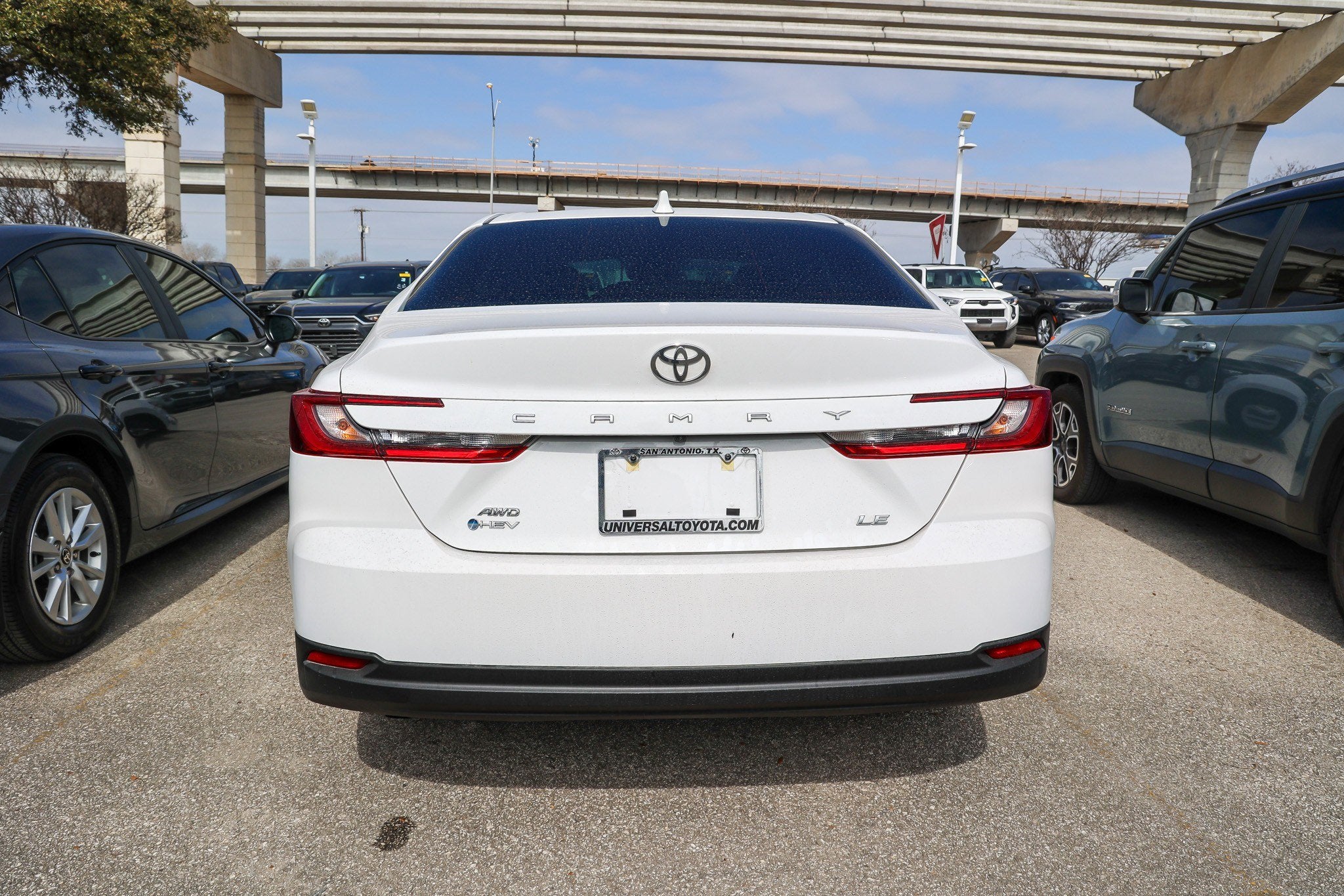 2025 Toyota CAMRY LE