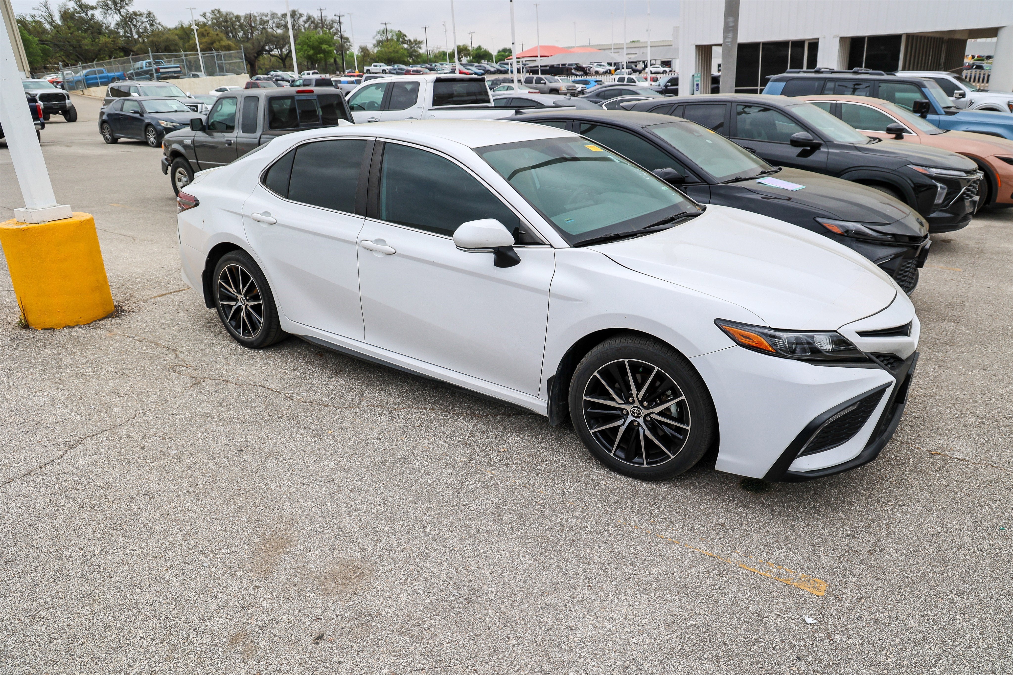 2023 Toyota CAMRY SE Nightshade