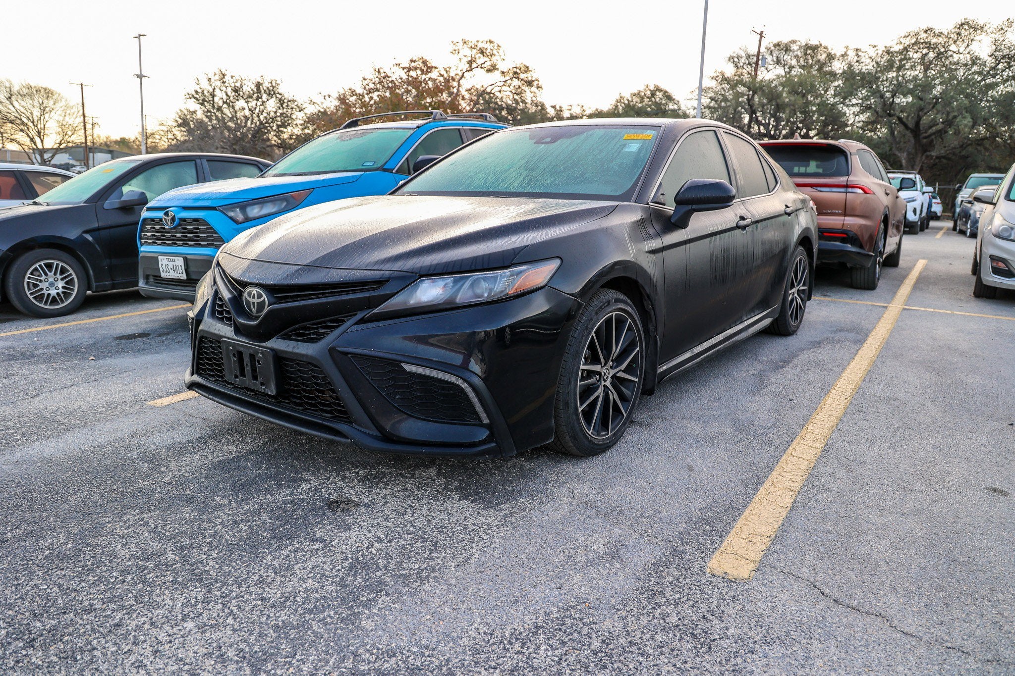 2024 Toyota CAMRY SE