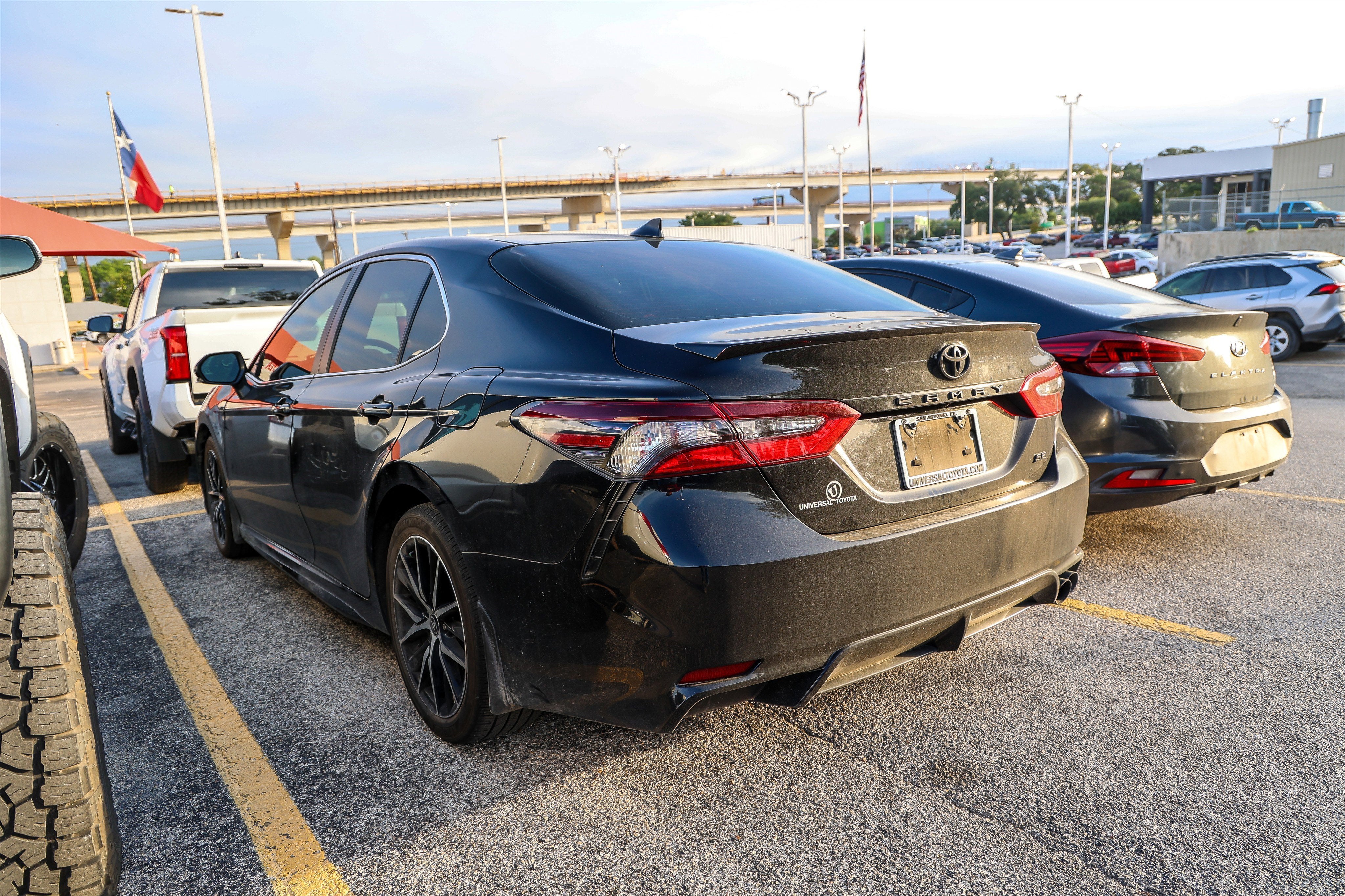 2024 Toyota Camry SE