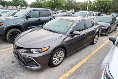 2024 Toyota CAMRY LE