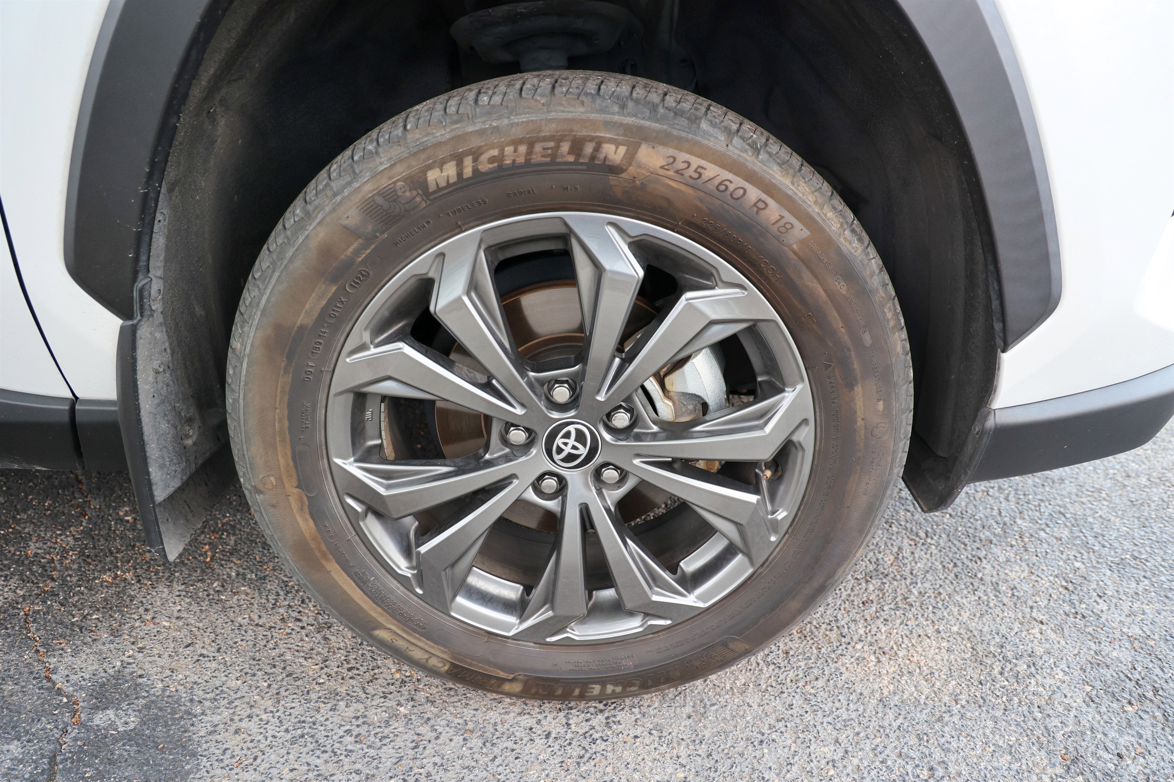 2024 Toyota RAV4 HYBRID Hybrid XLE Premium