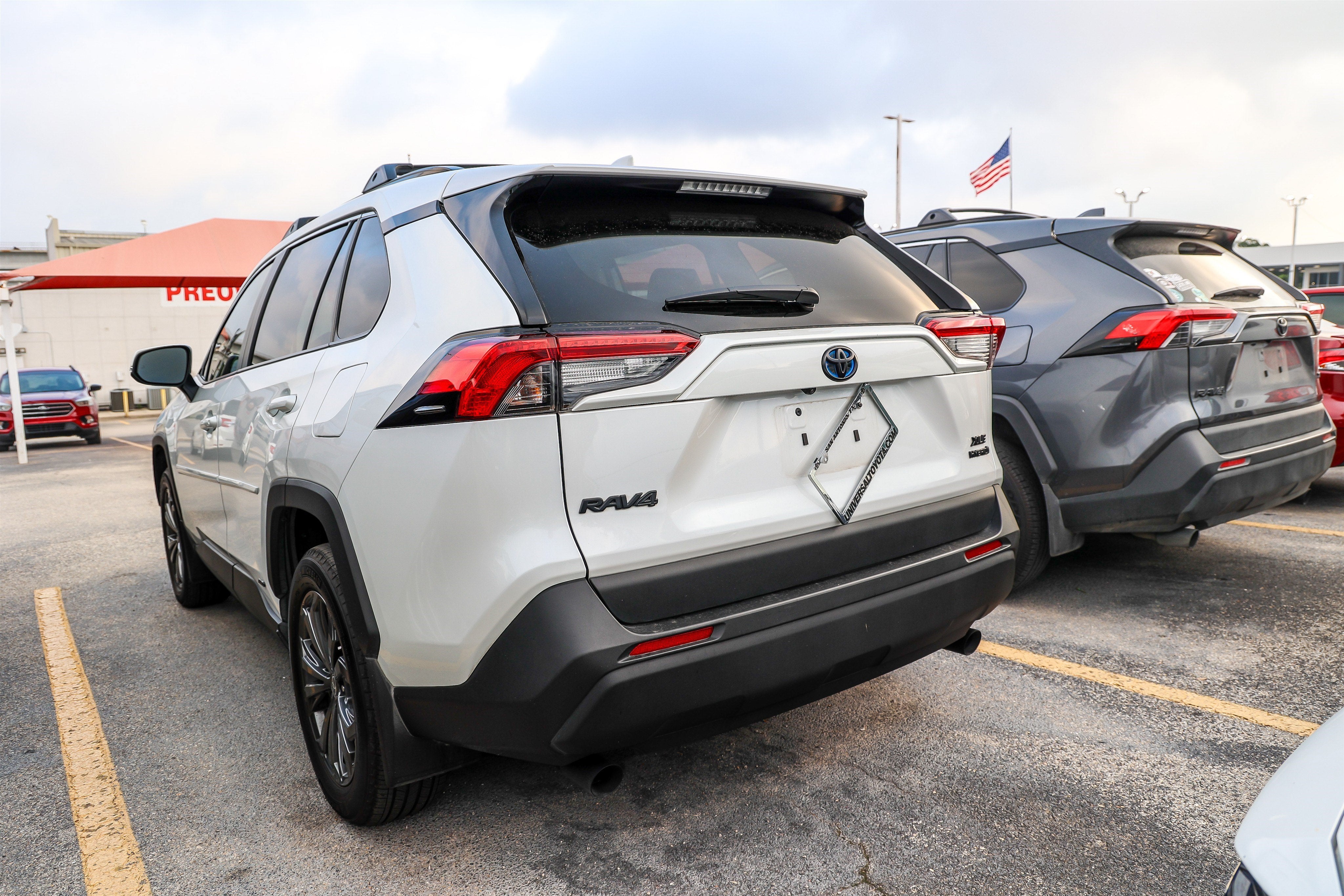 2024 Toyota RAV4 Hybrid Hybrid XLE Premium