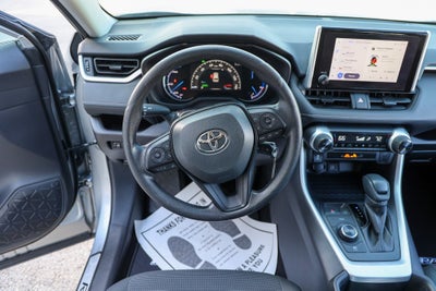 2025 Toyota RAV4 Hybrid LE