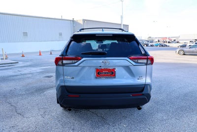 2025 Toyota RAV4 Hybrid LE
