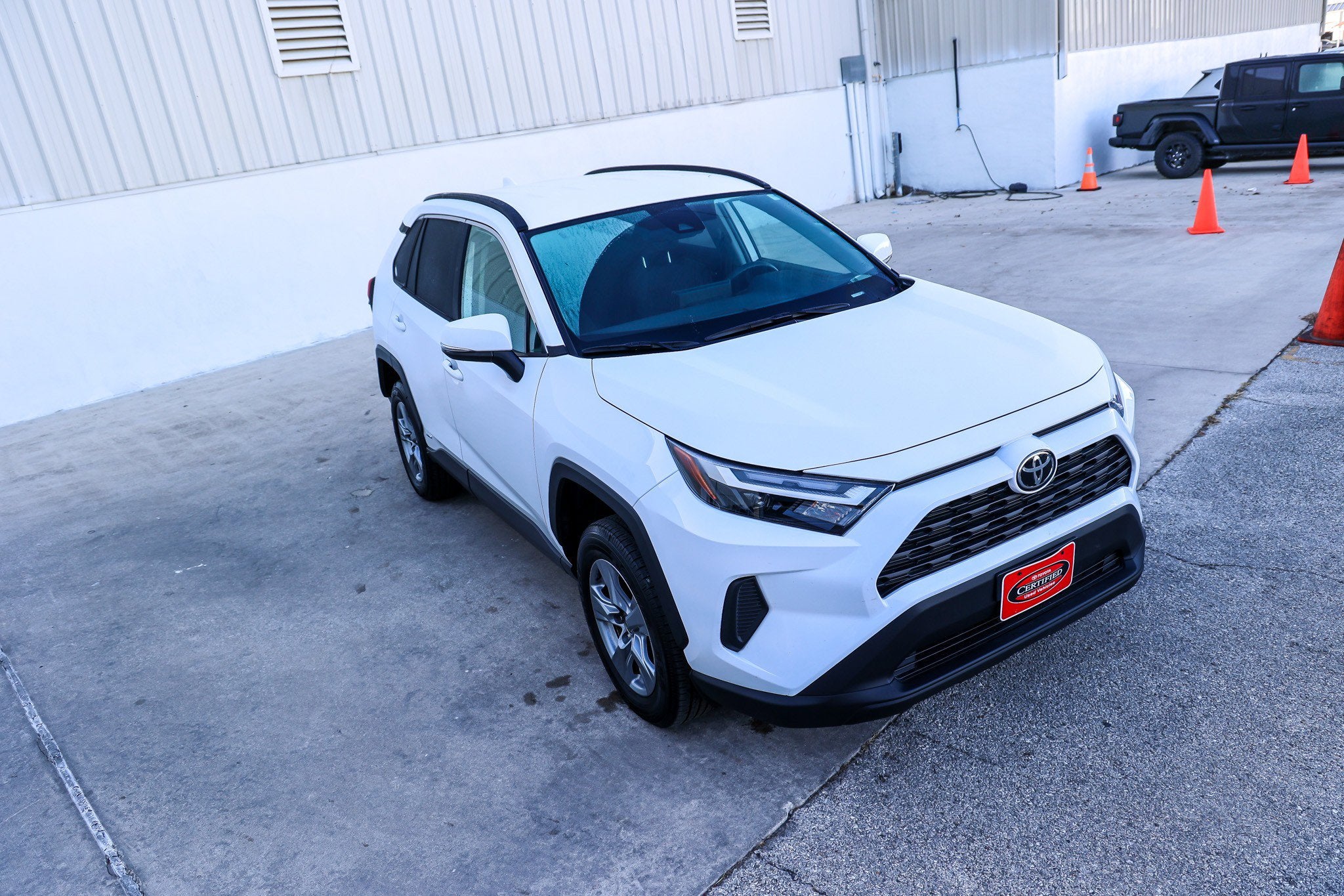 2025 Toyota RAV4 HYBRID Hybrid XLE