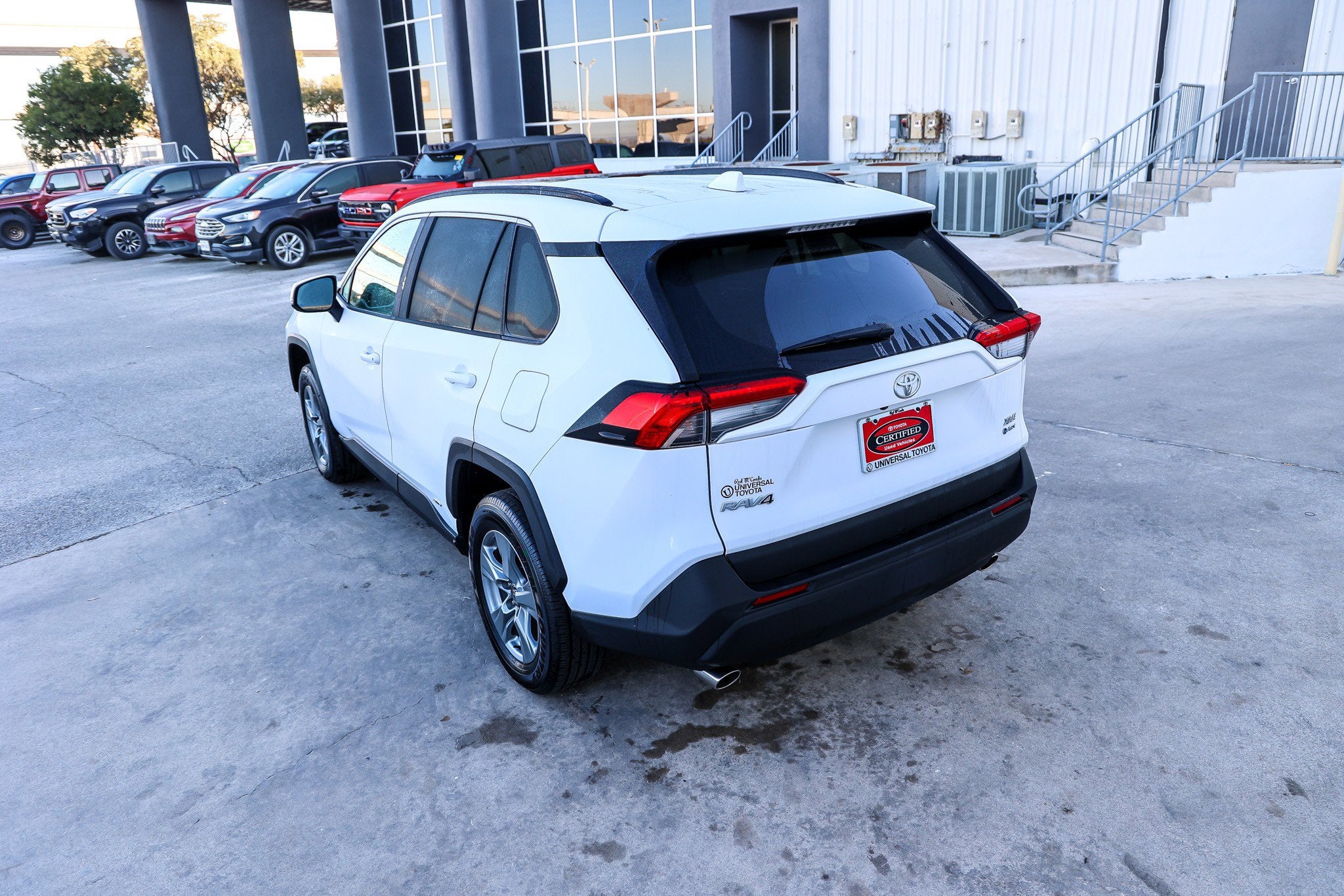 2025 Toyota RAV4 HYBRID Hybrid XLE