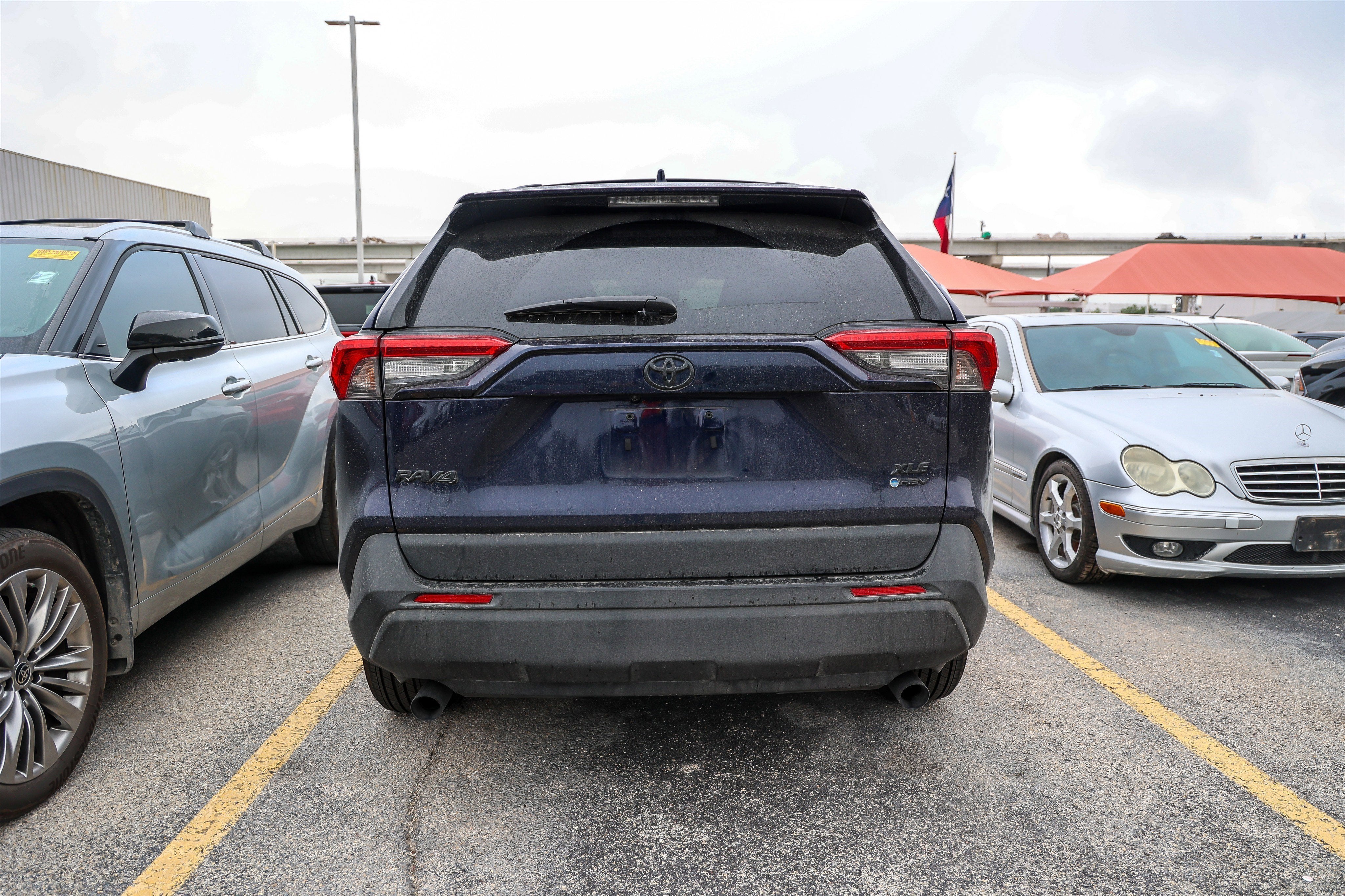 2025 Toyota RAV4 Hybrid Hybrid XLE