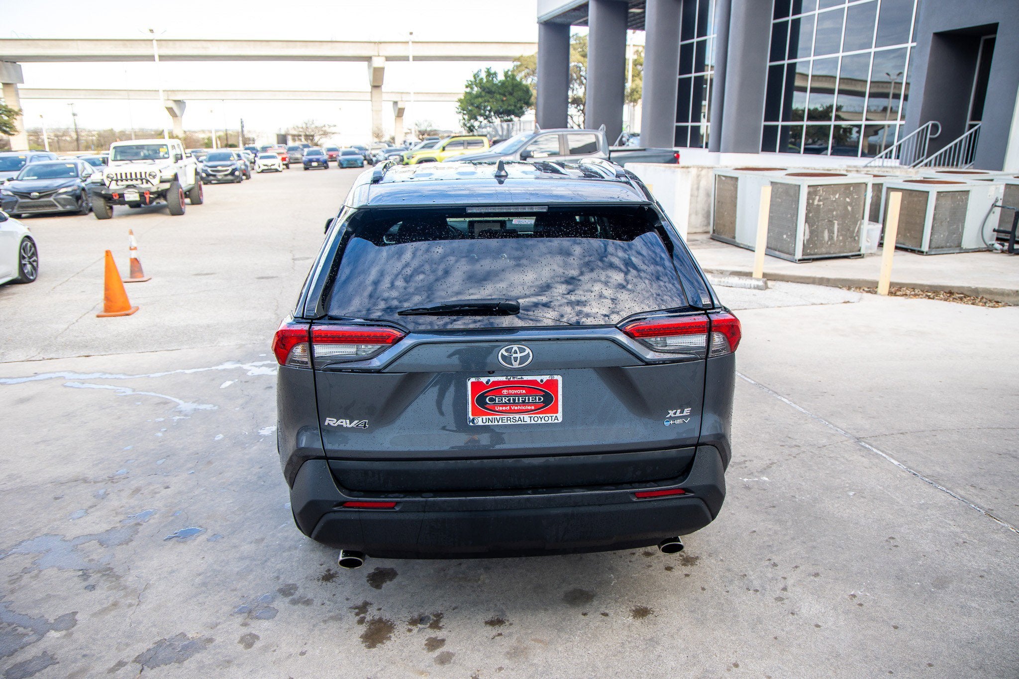 2025 Toyota RAV4 HYBRID Hybrid XLE