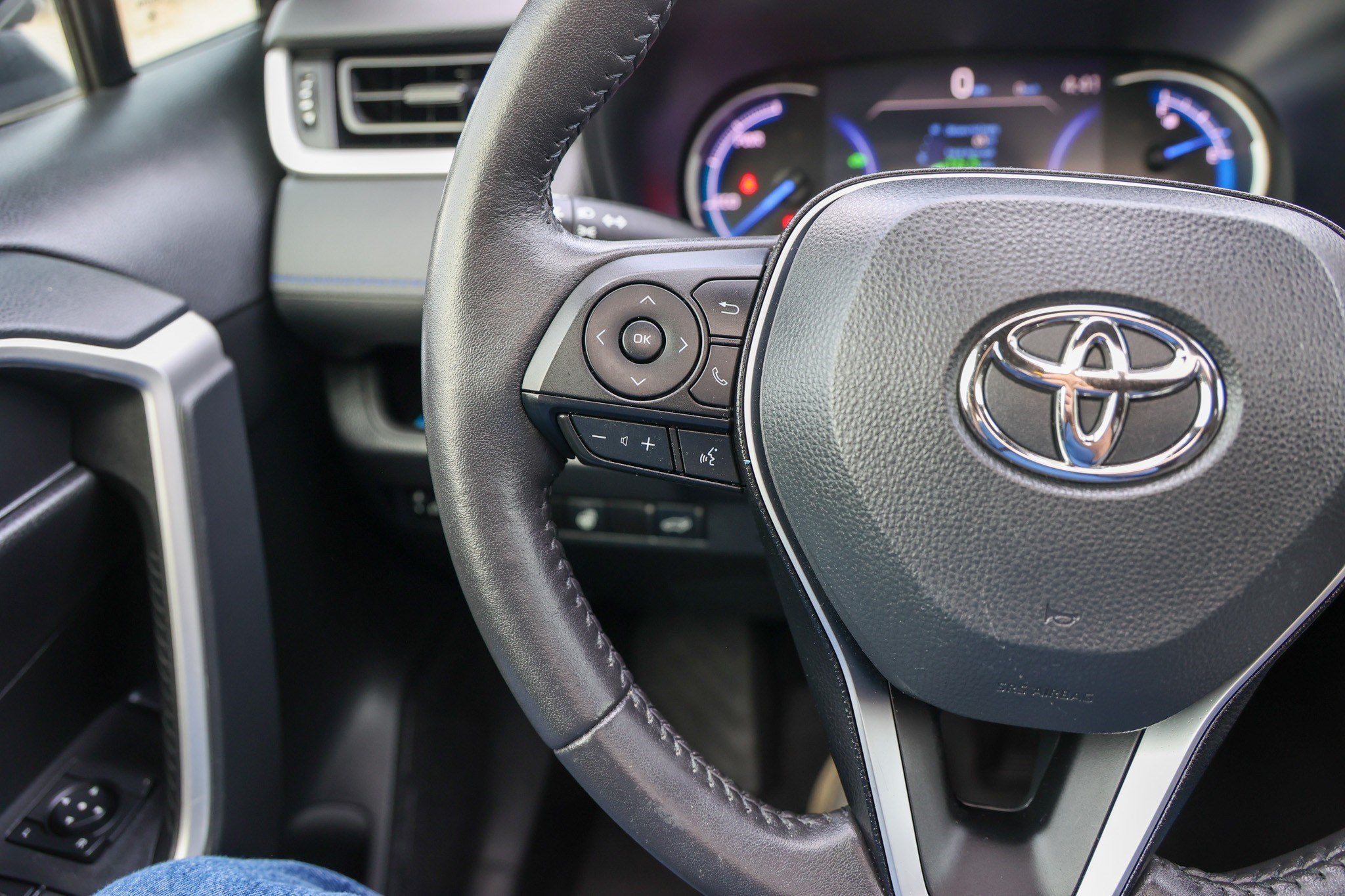 2023 Toyota RAV4 Hybrid Hybrid SE
