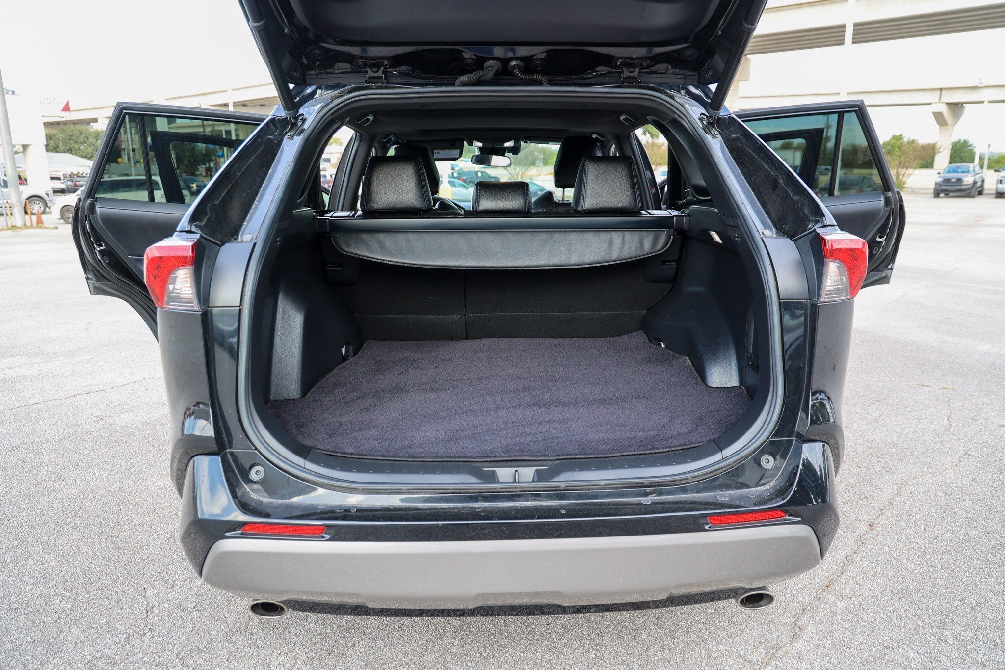 2023 Toyota RAV4 Hybrid Hybrid SE