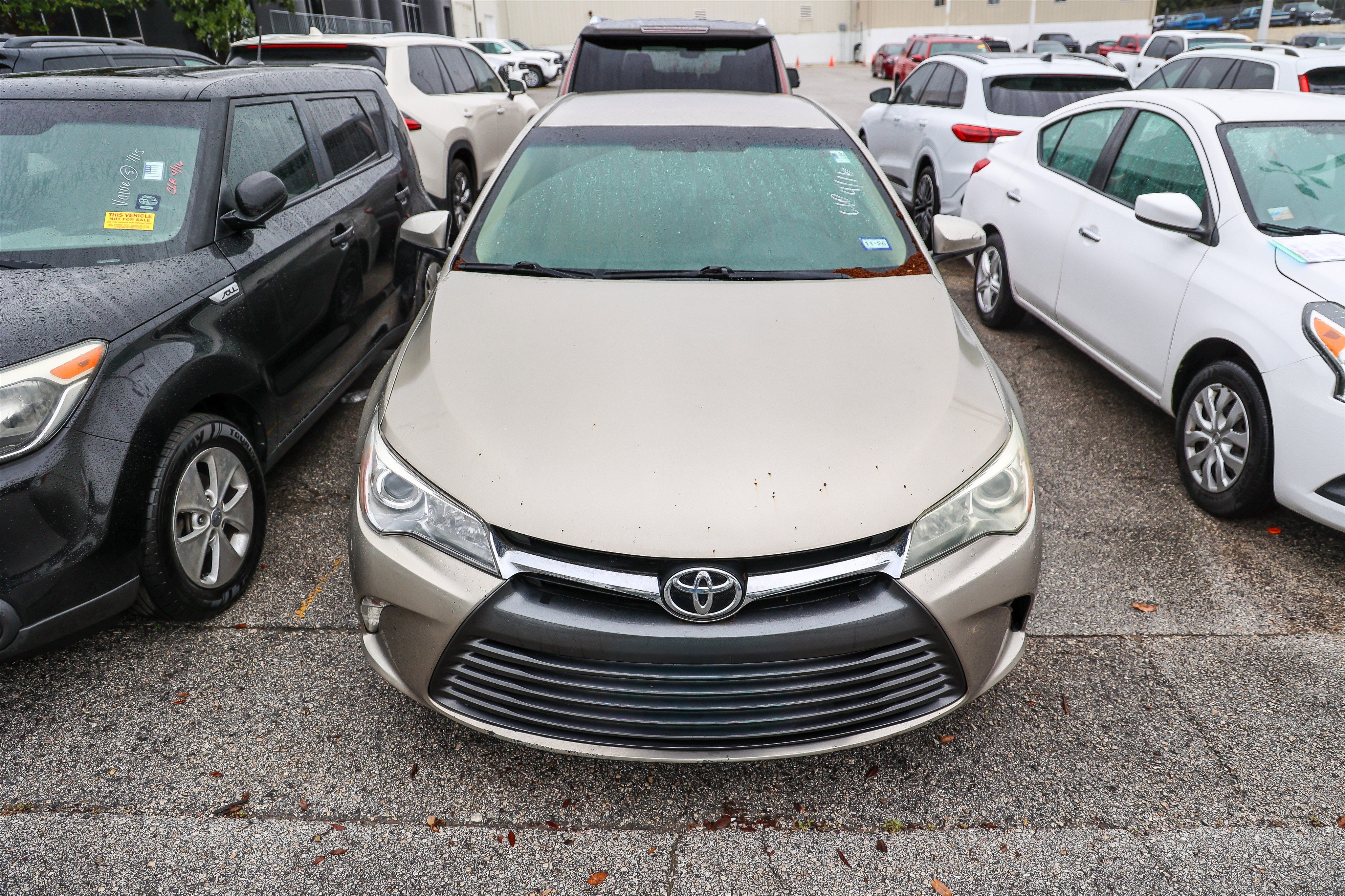 2016 Toyota CAMRY LE