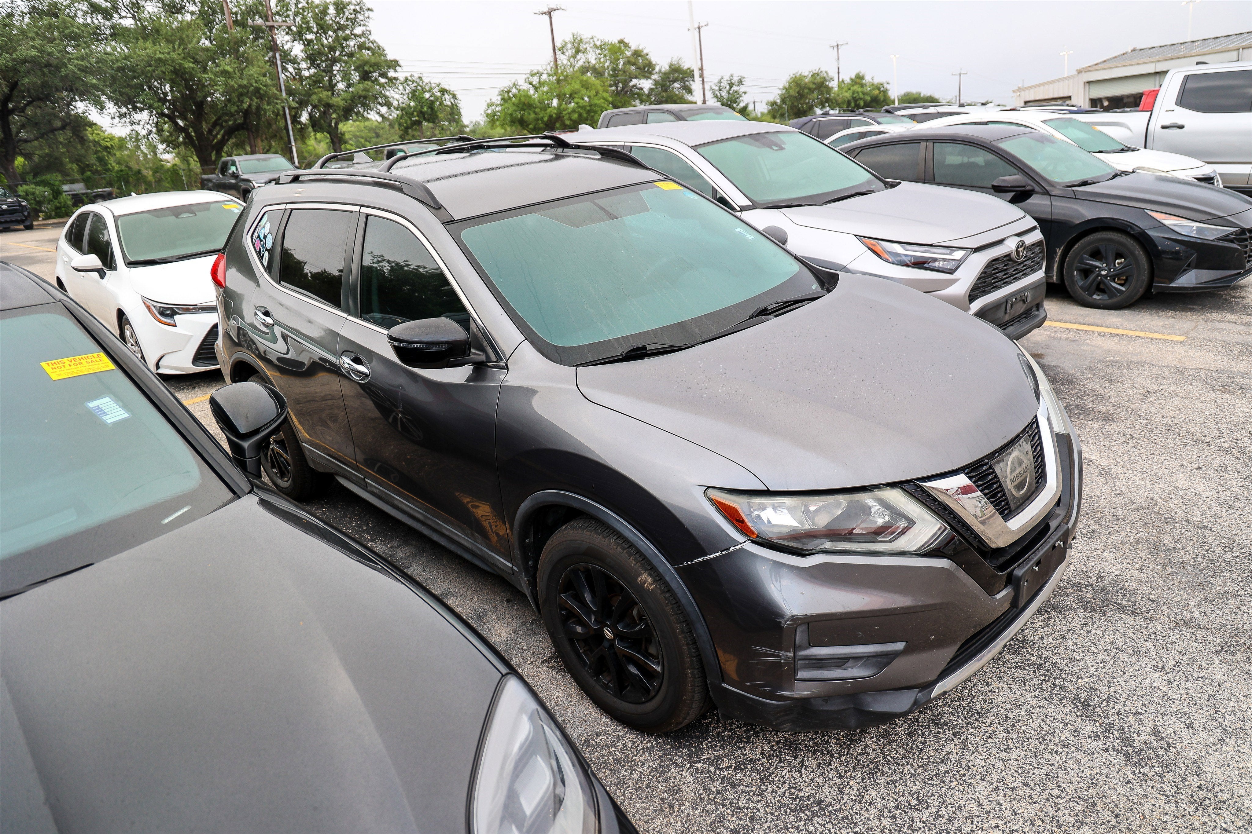 2017 Nissan Rogue SV