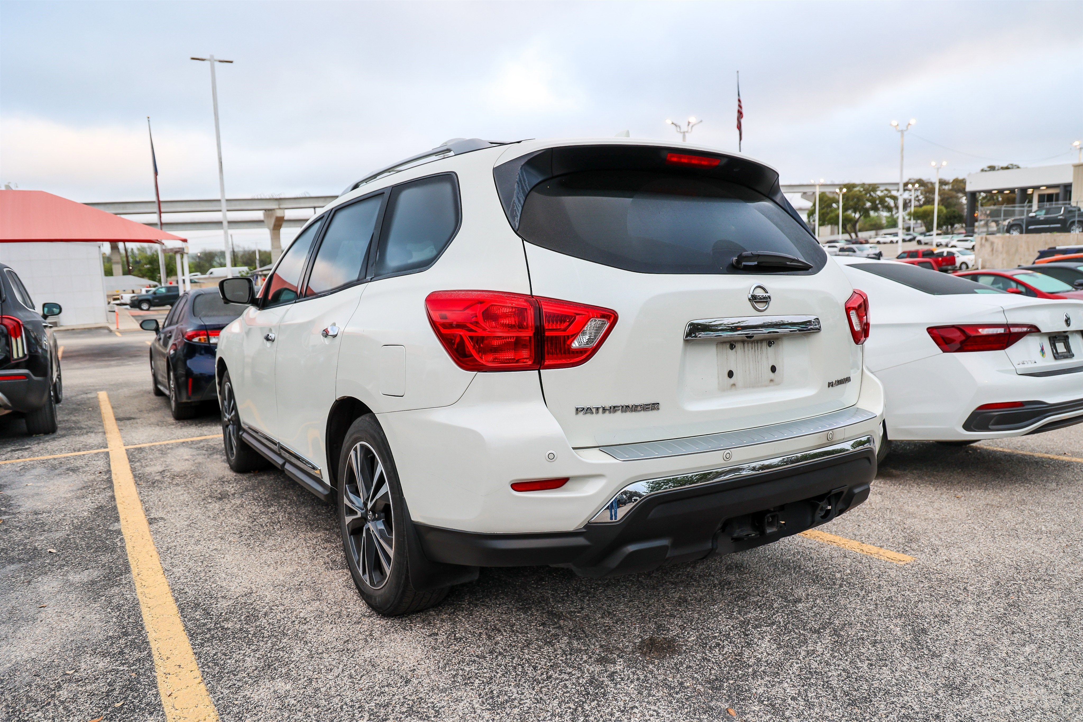 2020 Nissan Pathfinder Platinum