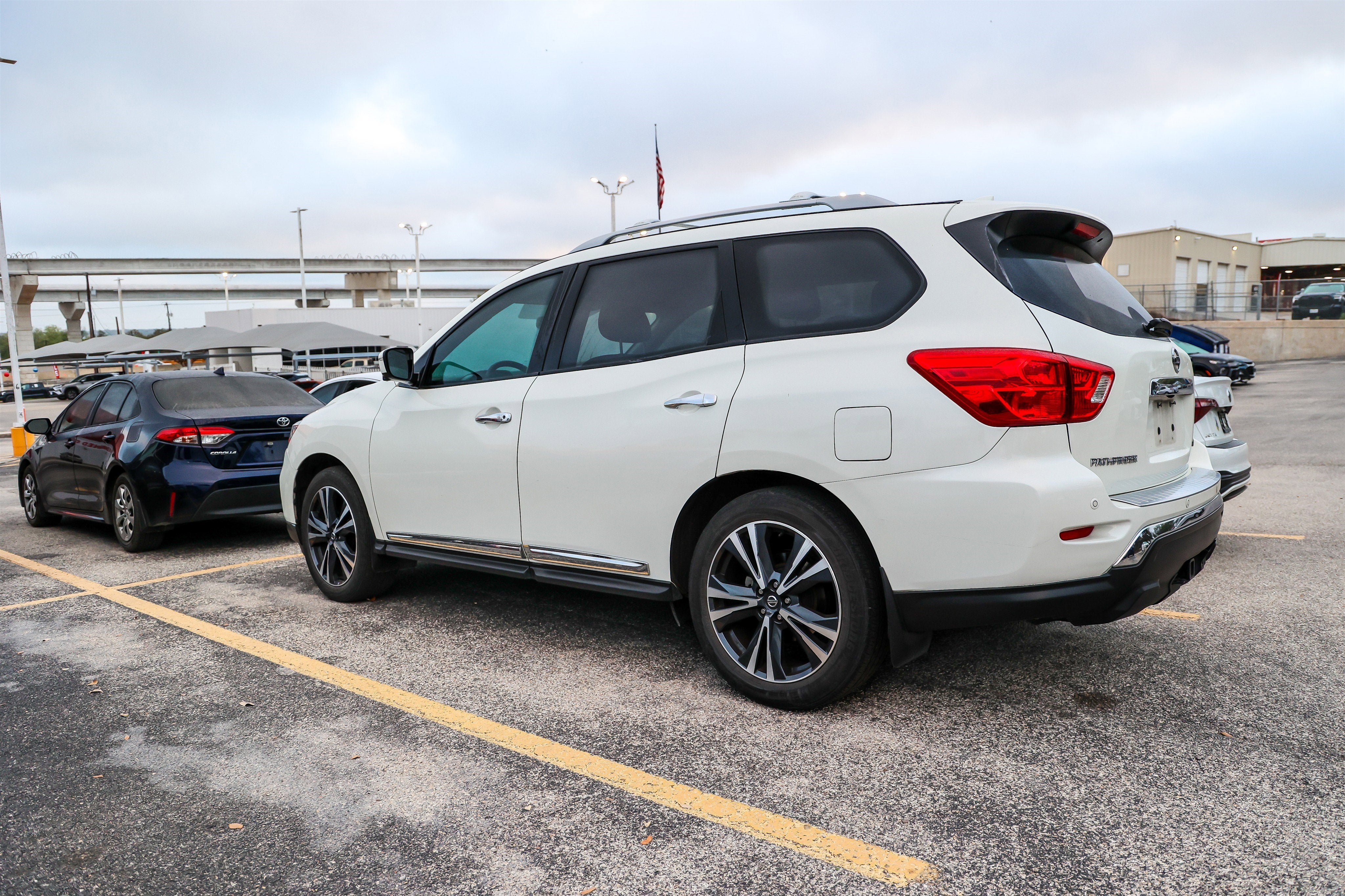 2020 Nissan Pathfinder Platinum
