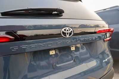 2026 Toyota GRAND HIGHLANDER HEV Hybrid MAX Platinum