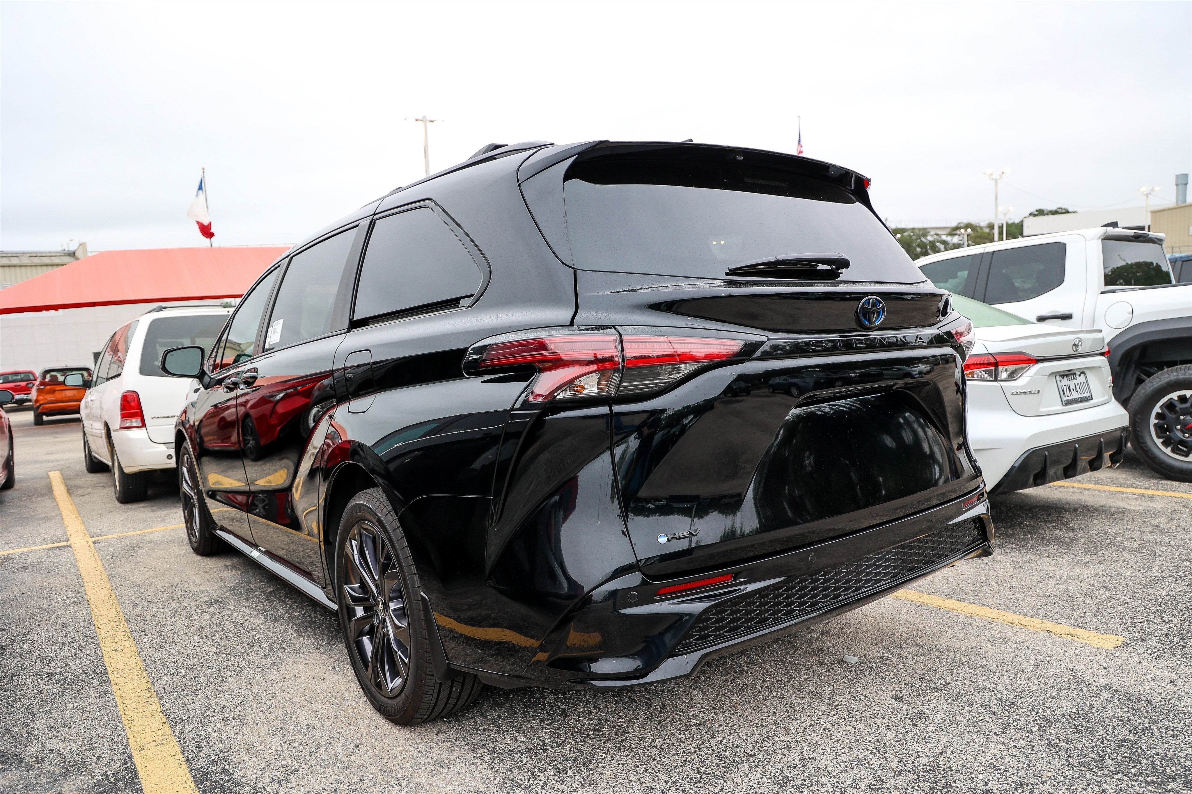 2025 Toyota Sienna XSE