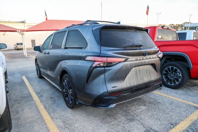 2025 Toyota SIENNA XSE XSE