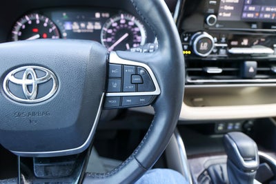 2022 Toyota Highlander Limited