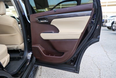 2022 Toyota Highlander Limited