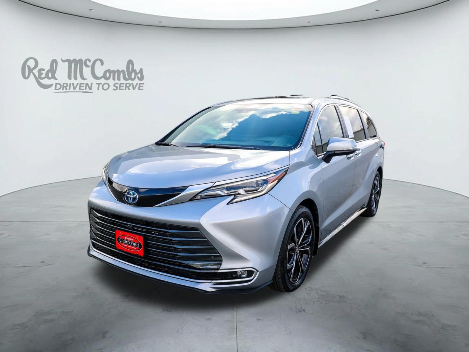 2025 Toyota Sienna Platinum