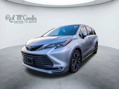 2025 Toyota Sienna Platinum